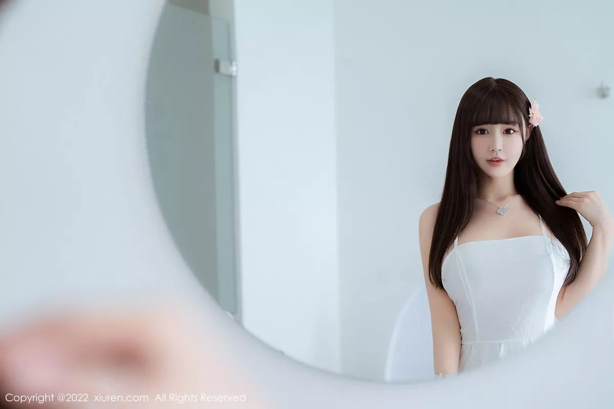 秀人集.com_[XiuRen秀人网]No.5261_女神朱可儿Flora大理旅拍白色露肩吊带裙配白丝袜丰满诱惑写真114P