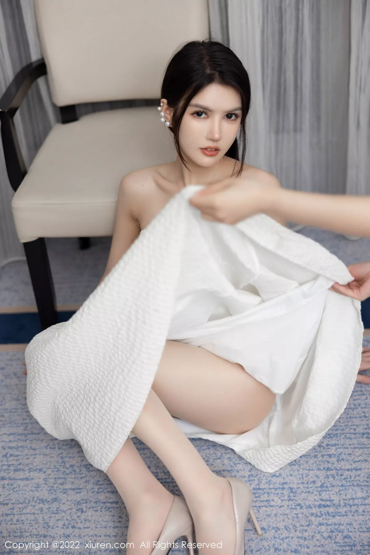 秀人集.com_[XiuRen秀人网]No.5268_模特媛媛酱belle海南心愿旅拍白色连衣长裙配无内肉丝诱惑写真61P