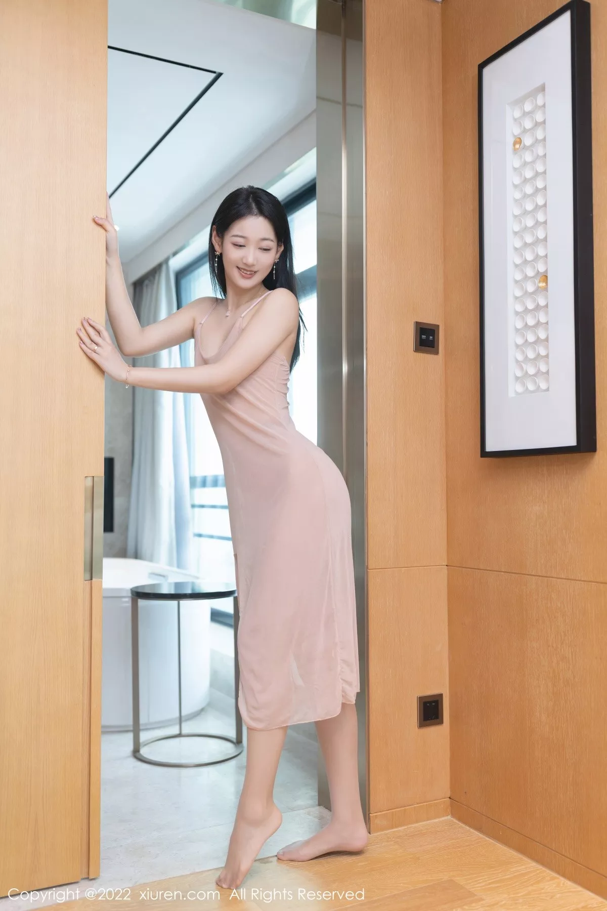 秀人集.com_[XiuRen秀人网]No.5293_模特唐安琪云南旅拍性感轻透薄纱连衣长裙配超薄肉丝诱惑写真77P