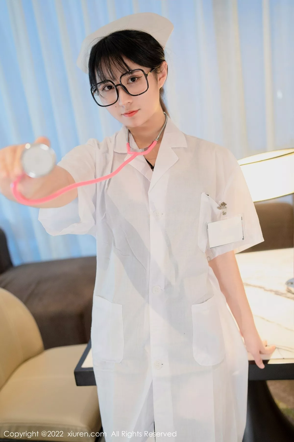 秀人集.com_[XiuRen秀人网]No.5202_模特久久Aimee私房性感白衣天使服饰下黑色蕾丝内衣诱惑写真62P