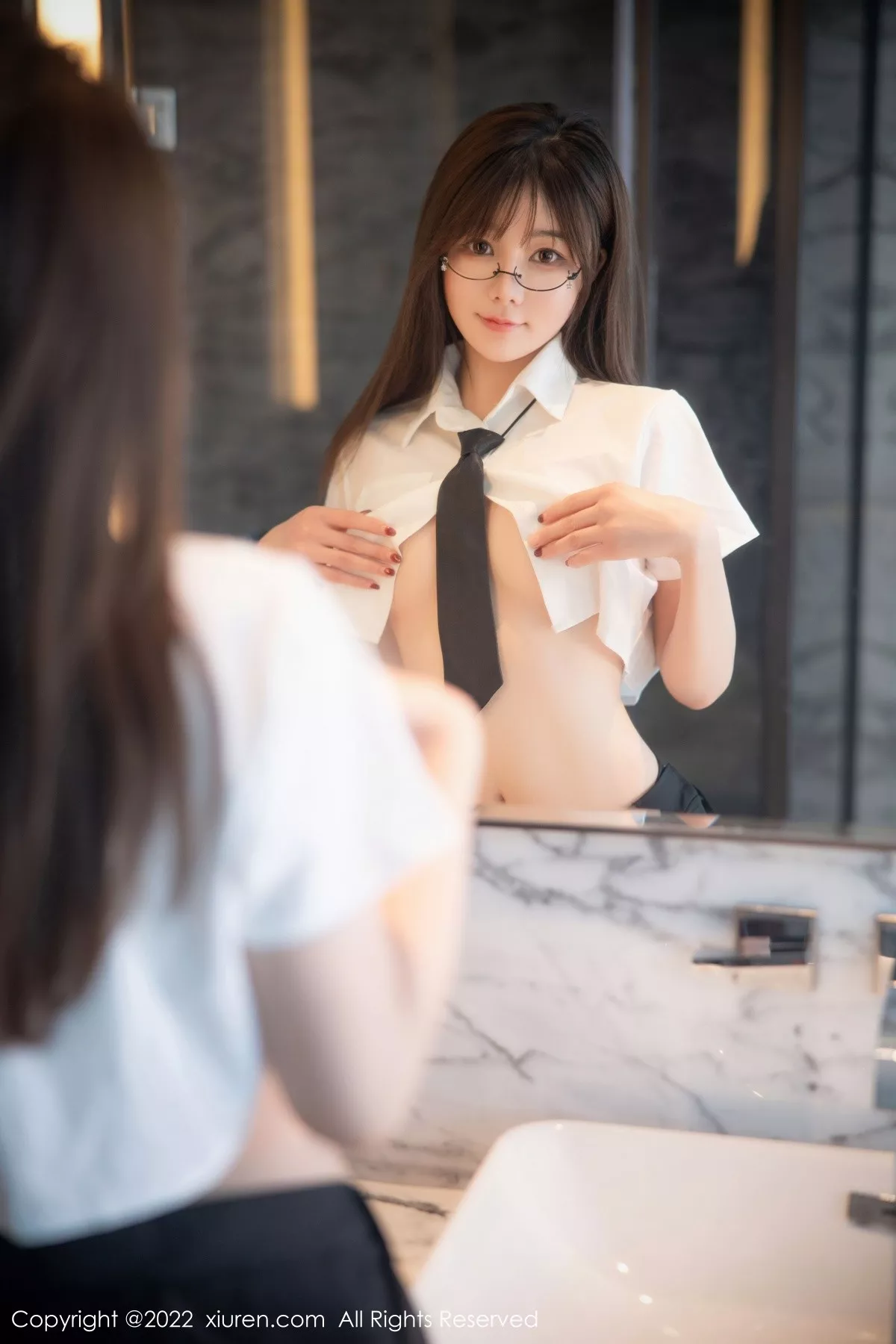 秀人集.com_[XiuRen秀人网]No.5365_模特婠婠么性感学妹制服白色短T配黑短裙秀曼妙身姿诱惑写真98P