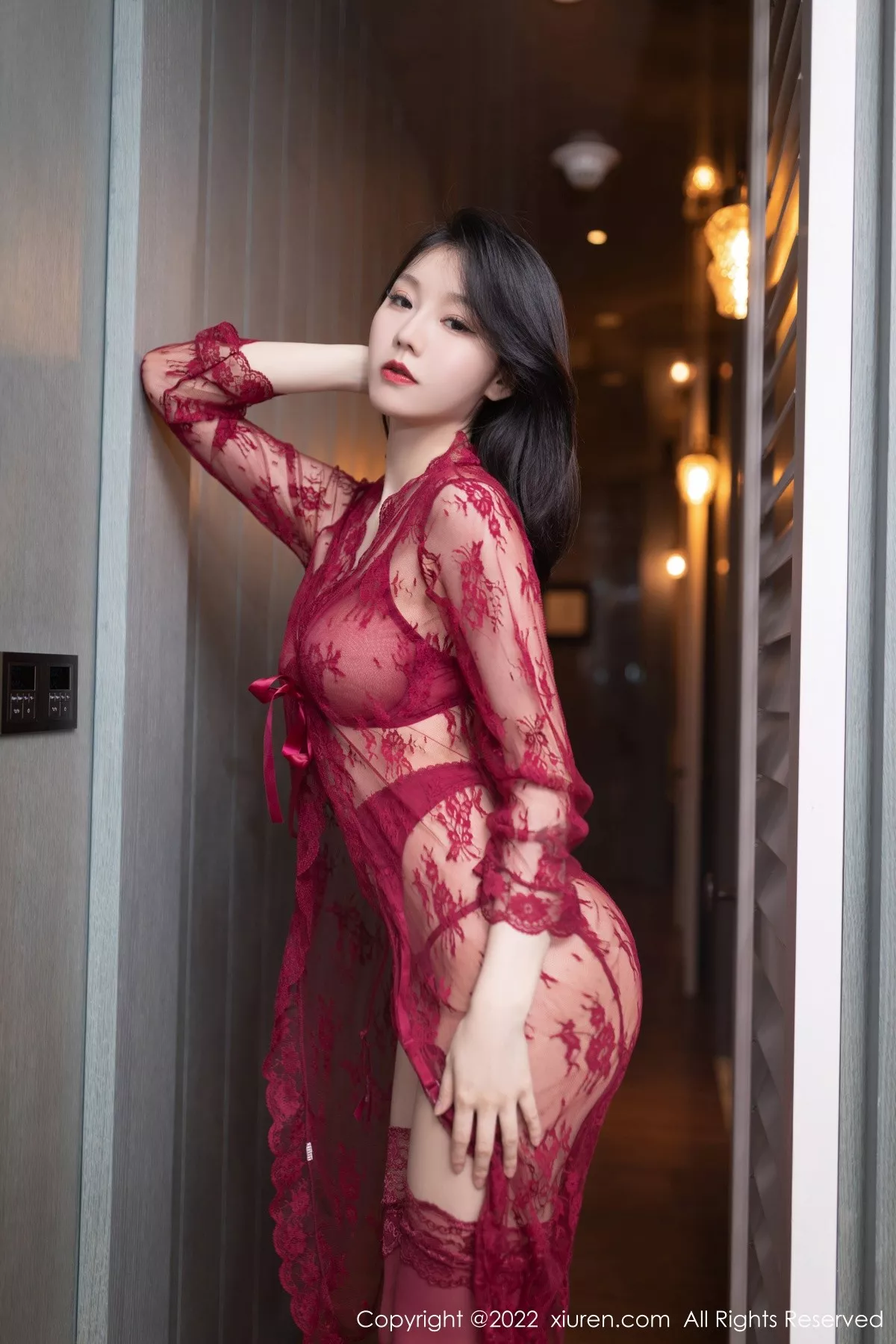 秀人集.com_[XiuRen秀人网]No.5371_模特安然anran云南旅拍红色轻透情趣服配蕾丝袜撩人诱惑写真85P