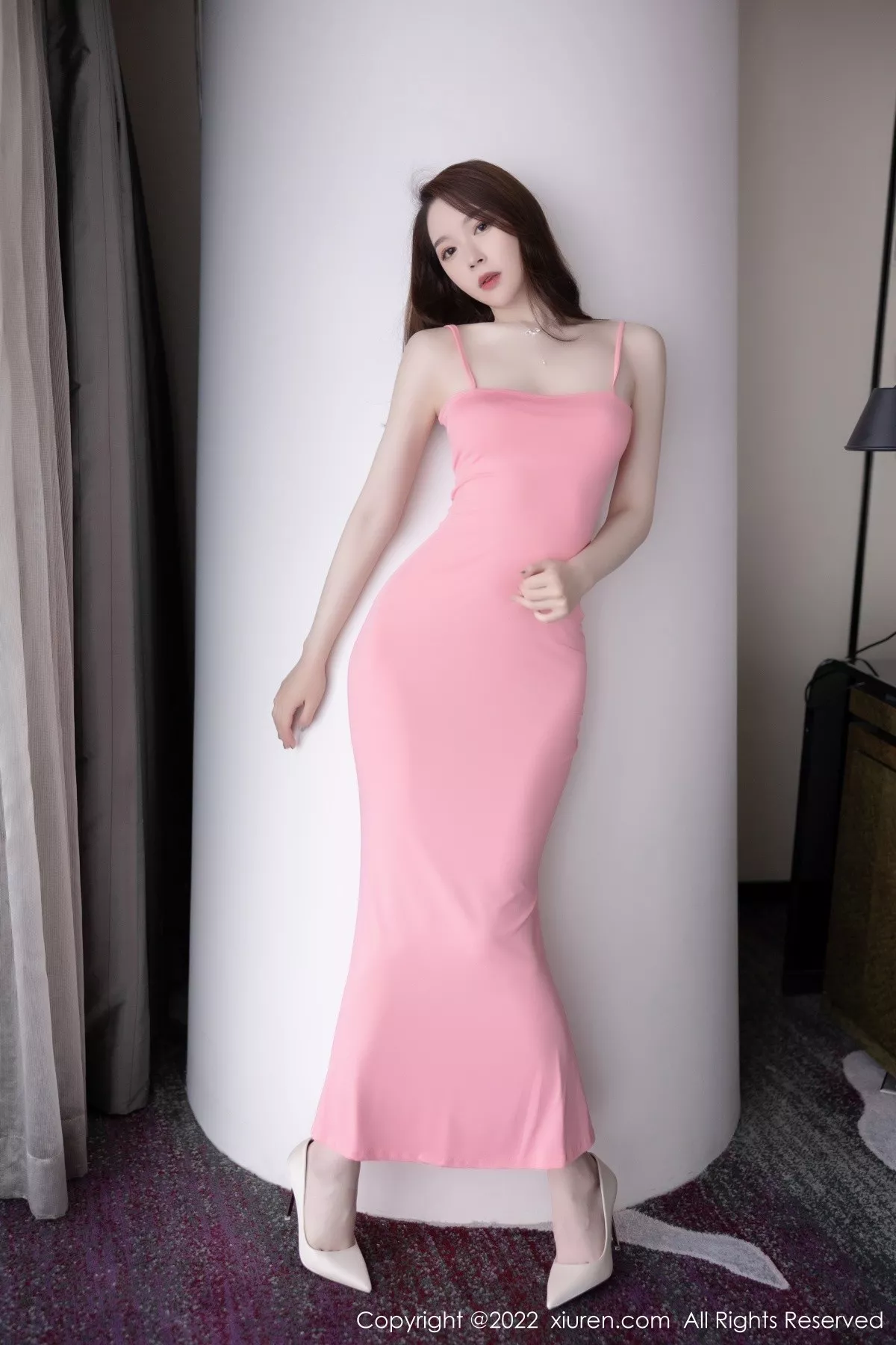 秀人集.com_[XiuRen秀人网]No.5379_模特梦心玥佛山心愿旅拍性感粉色吊带长裙秀高挑身材诱惑写真82P