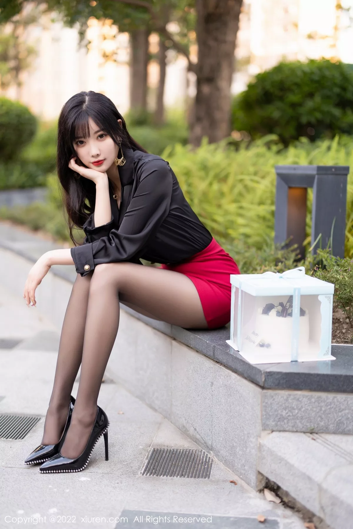 秀人集.com_[XiuRen秀人网]No.5390_女神杨晨晨Yome半脱露轻透蕾丝内衣配超薄无内黑丝诱惑写真82P