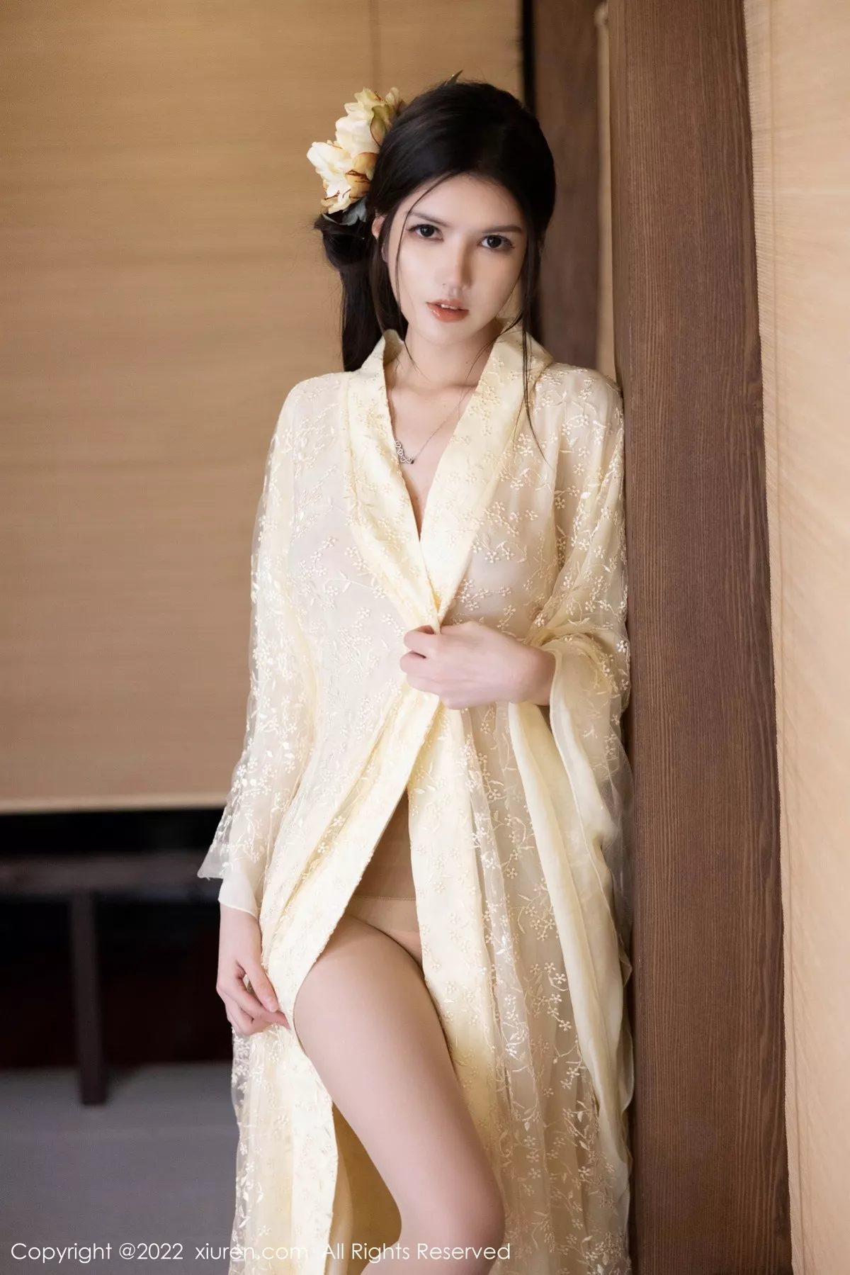 秀人集.com_[XiuRen秀人网]No.5387_模特媛媛酱belle淡黄轻透古装服配超薄肉丝秀惹火身材诱惑写真60P