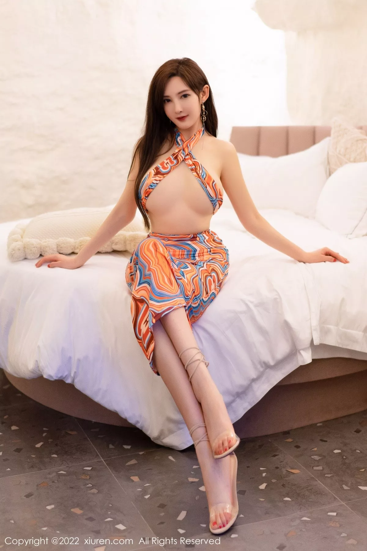 秀人集.com_[XiuRen秀人网]No.5398_女神奶瓶土肥圆私房性感露肩开叉连衣长裙秀丰满身材诱惑写真71P