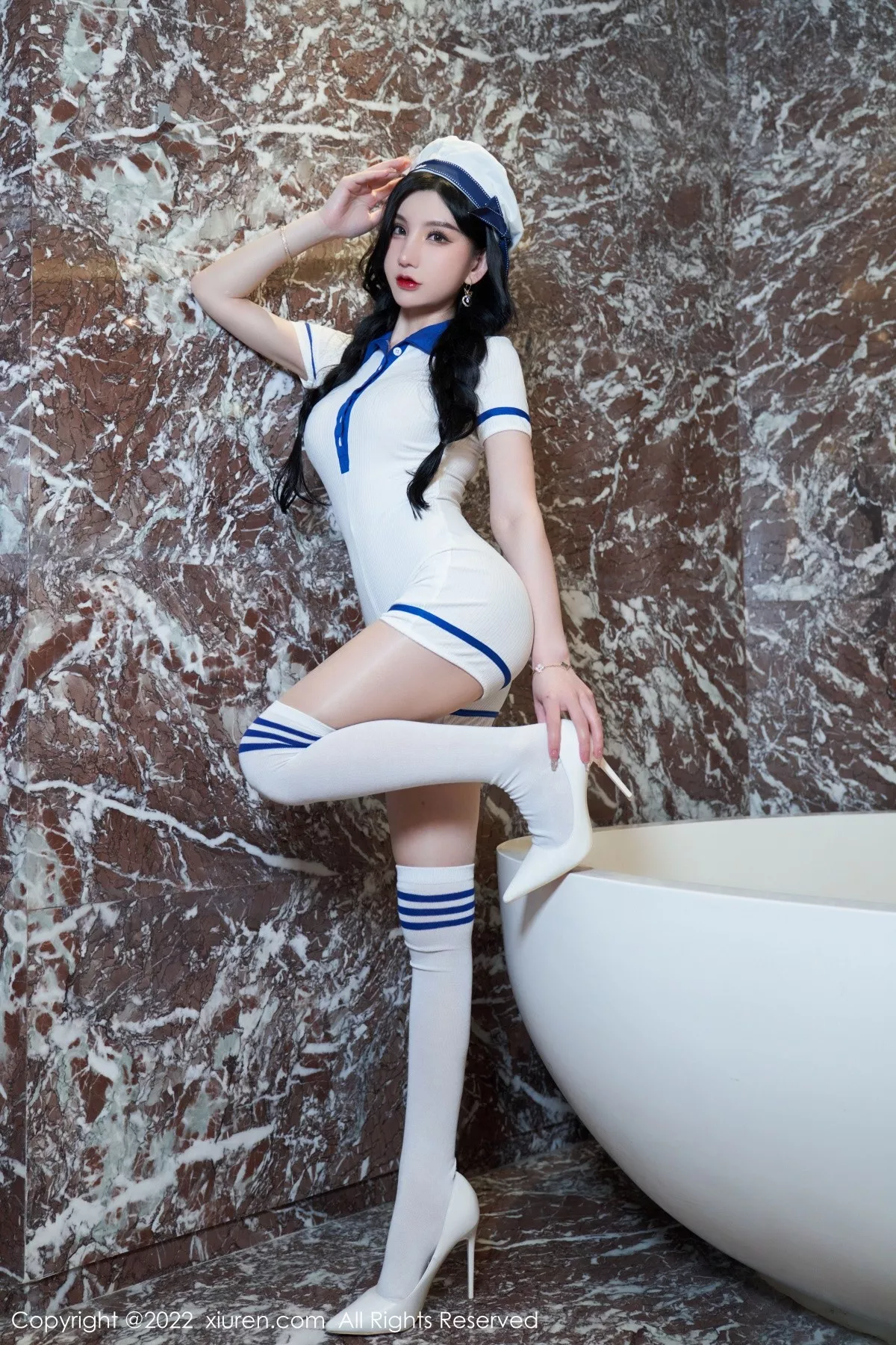 秀人集.com_[XiuRen秀人网]No.5397_女神周于希Sally私房浴室白色连体衣秀完美身材迷人诱惑写真85P