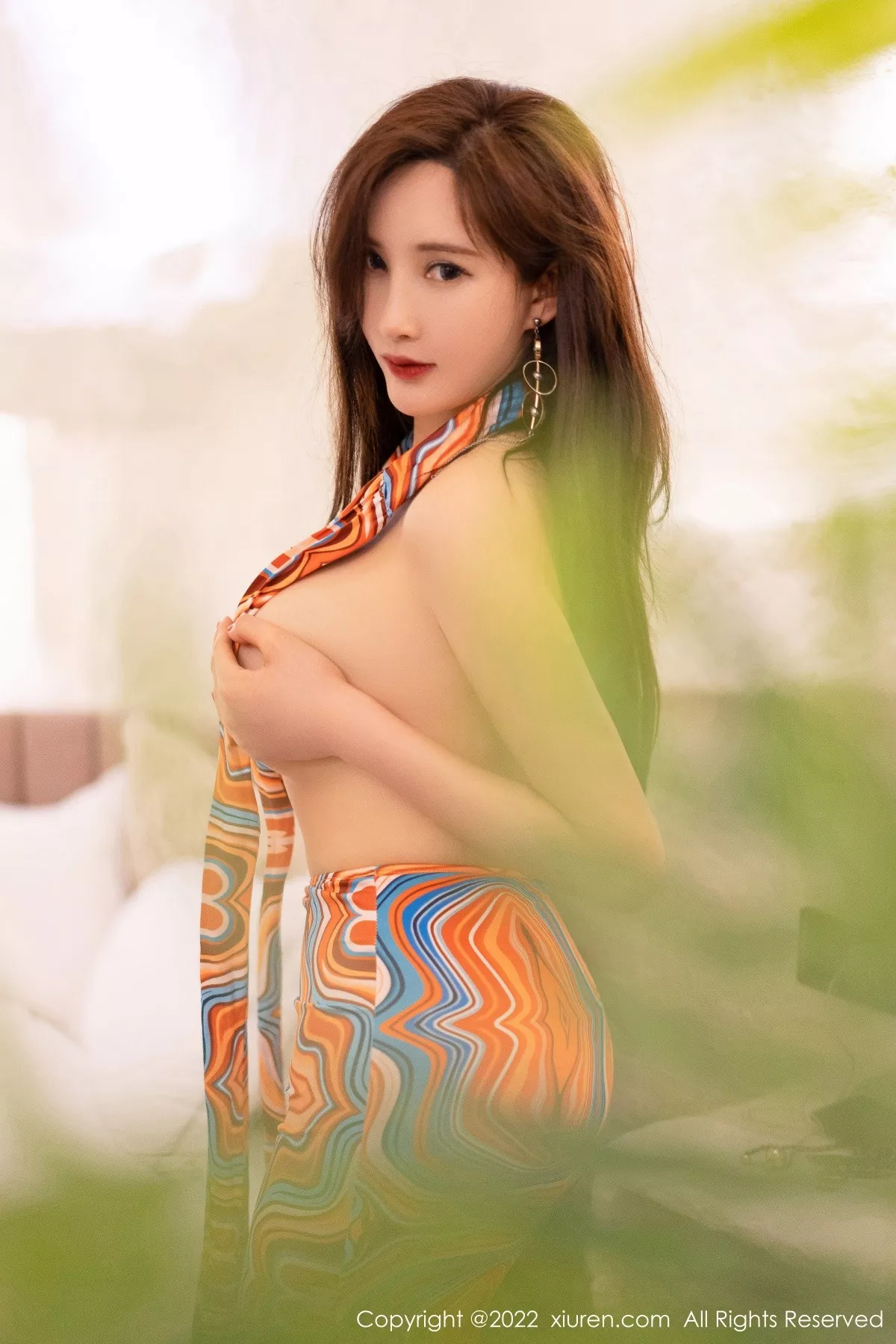 秀人集.com_[XiuRen秀人网]No.5398_女神奶瓶土肥圆私房性感露肩开叉连衣长裙秀丰满身材诱惑写真71P