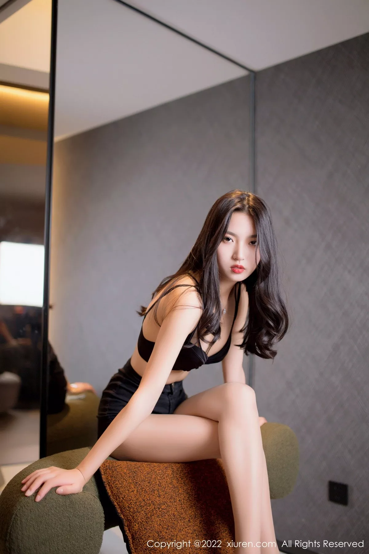 秀人集.com_[XiuRen秀人网]No.5399_新人模特十九九私房多套性感服饰秀曼妙苗条身材迷人诱惑写真117P