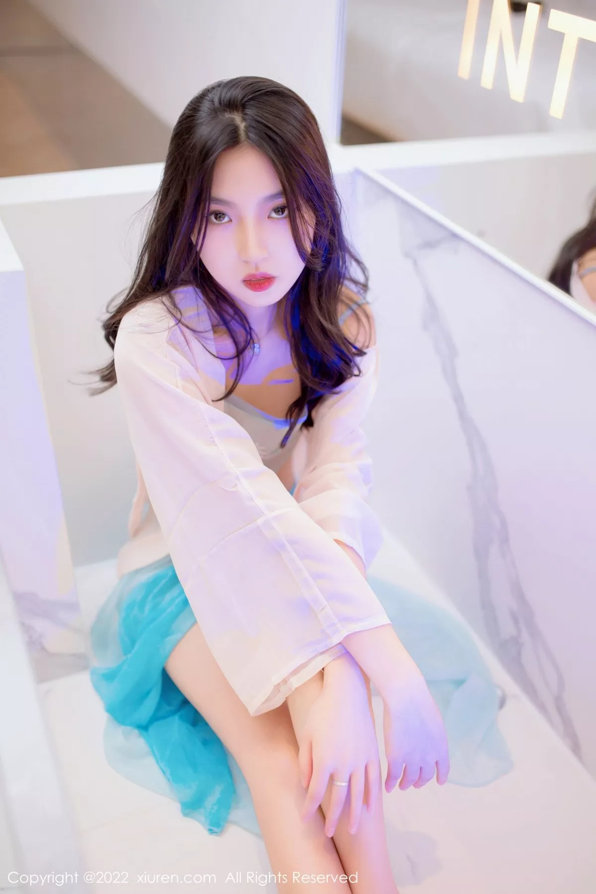 秀人集.com_[XiuRen秀人网]No.5399_新人模特十九九私房多套性感服饰秀曼妙苗条身材迷人诱惑写真117P