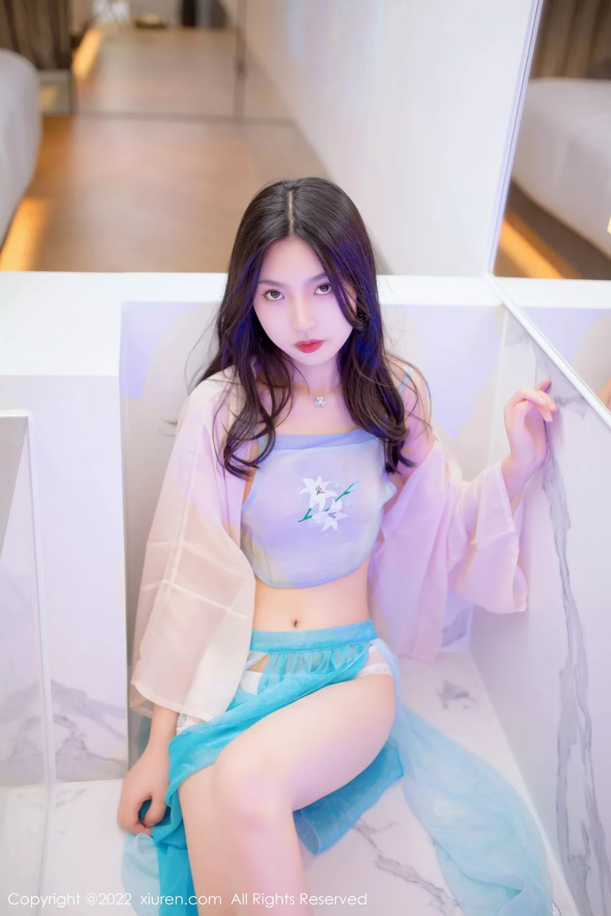 秀人集.com_[XiuRen秀人网]No.5399_新人模特十九九私房多套性感服饰秀曼妙苗条身材迷人诱惑写真117P