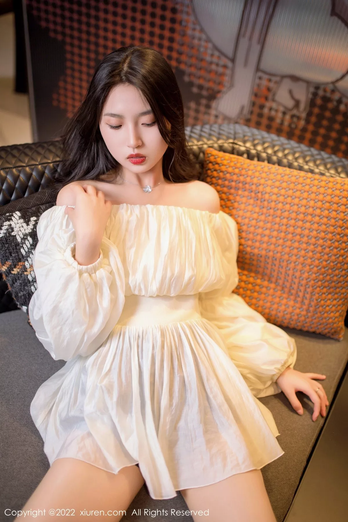 秀人集.com_[XiuRen秀人网]No.5399_新人模特十九九私房多套性感服饰秀曼妙苗条身材迷人诱惑写真117P