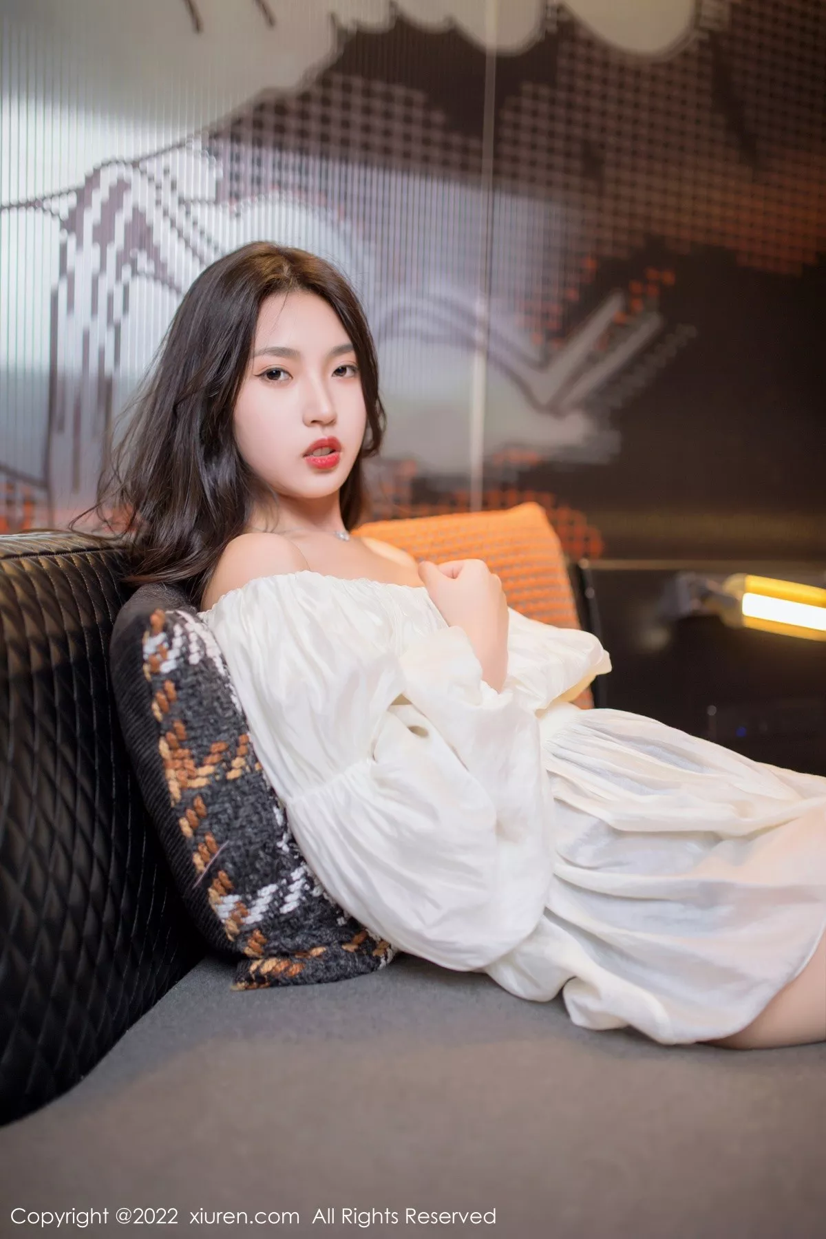 秀人集.com_[XiuRen秀人网]No.5399_新人模特十九九私房多套性感服饰秀曼妙苗条身材迷人诱惑写真117P