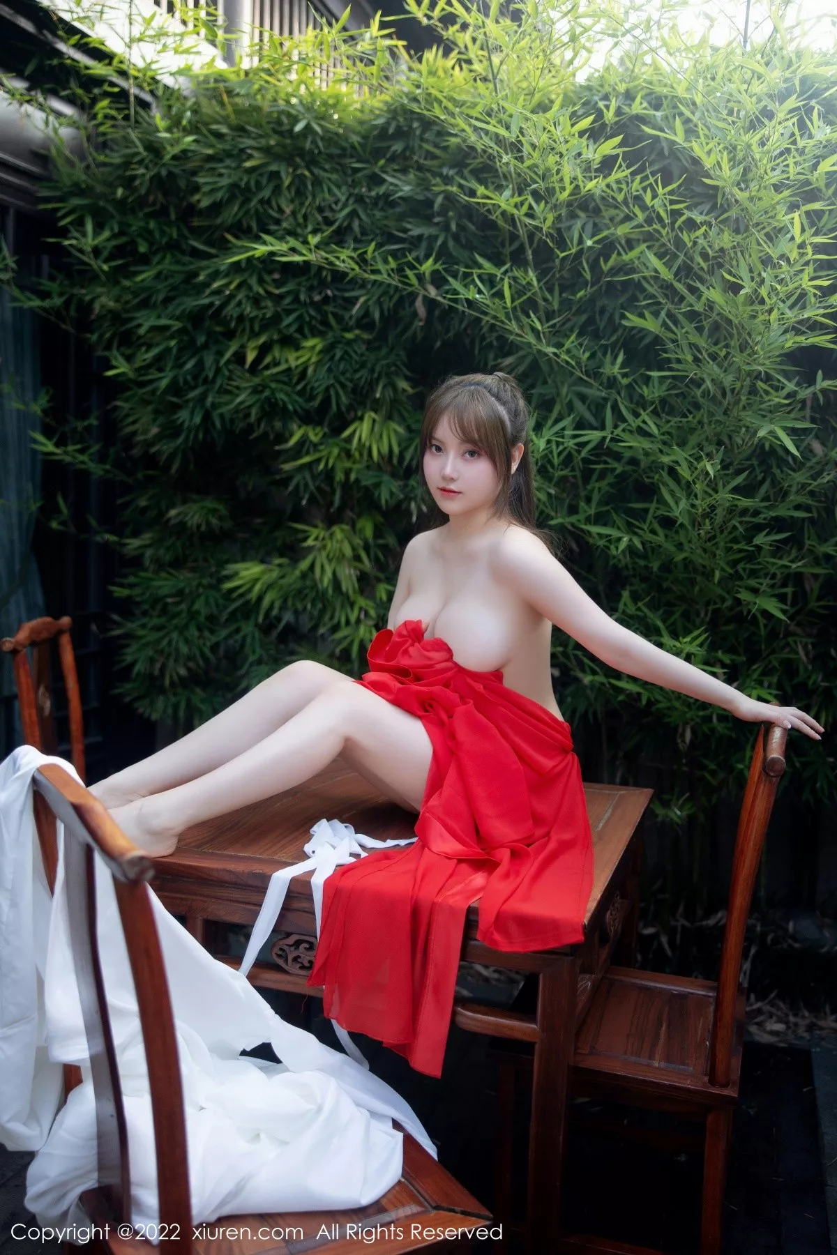 秀人集.com_[XiuRen秀人网]No.5414_模特豆瓣酱性感红色唐韵古装服饰半脱露傲人豪乳惹火诱惑写真80P