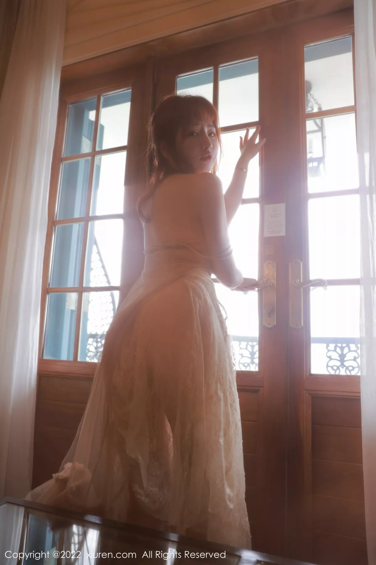 秀人集.com_[XiuRen秀人网]No.5421_模特养乐多DoDo私房性感浅色睡裙透视秀火辣身材极致诱惑写真52P