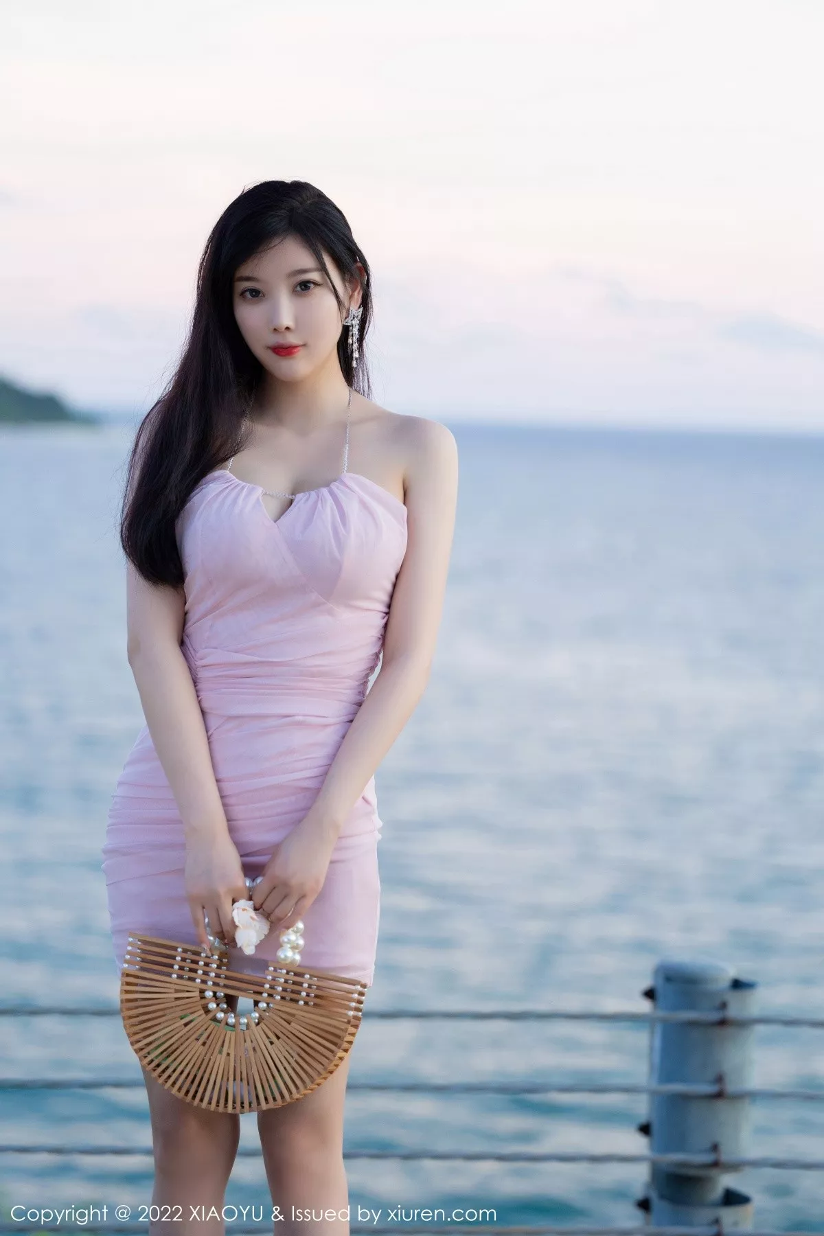 秀人集.com_[XiaoYu画语界]Vol.841_女神杨晨晨Yome心愿旅拍游艇场景连体泳衣秀丰满身材诱惑写真72P