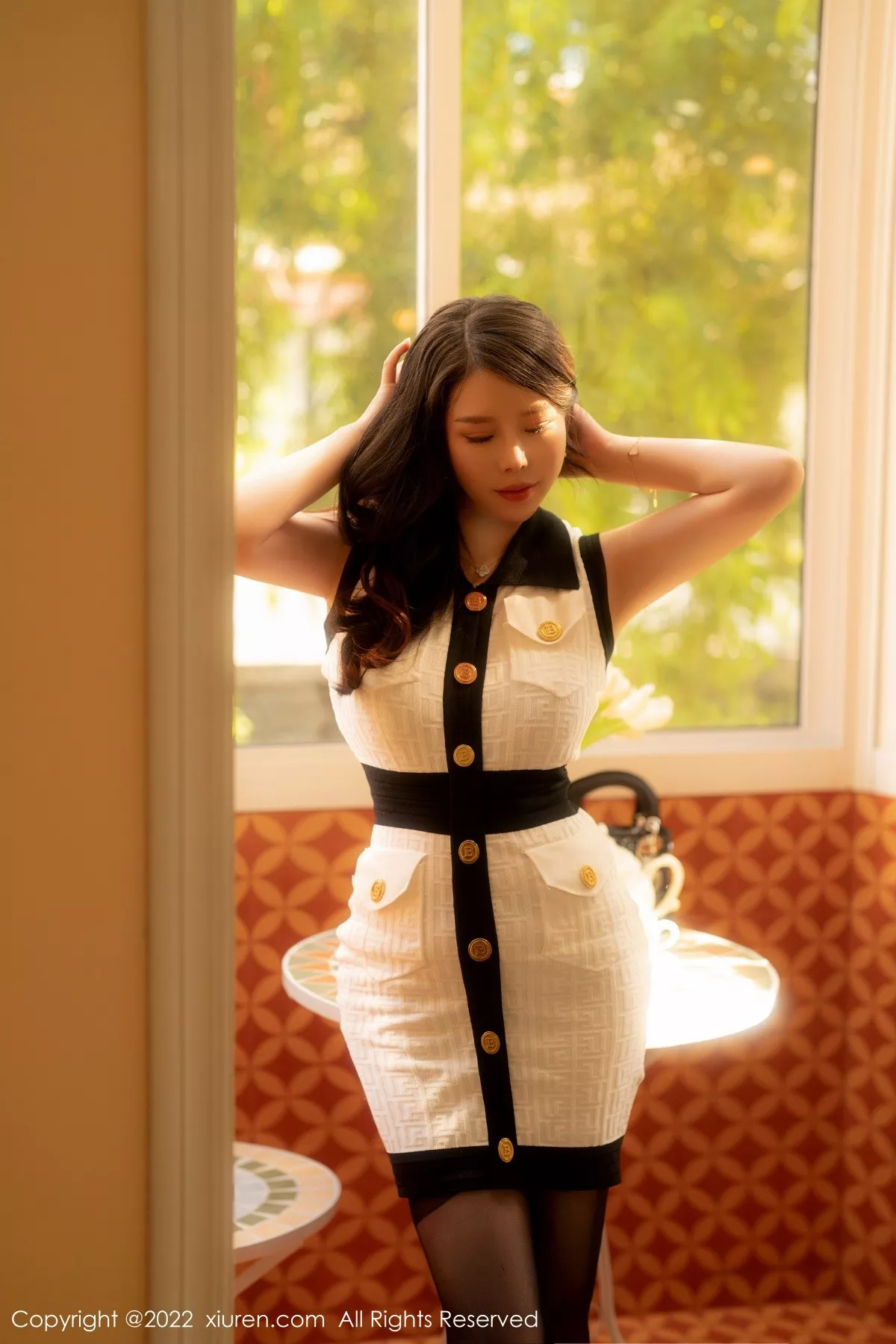 秀人集.com_[XiuRen秀人网]No.5440_模特白茹雪私房脱白色连衣裙露黑色轻透蕾丝内衣迷人诱惑写真66P