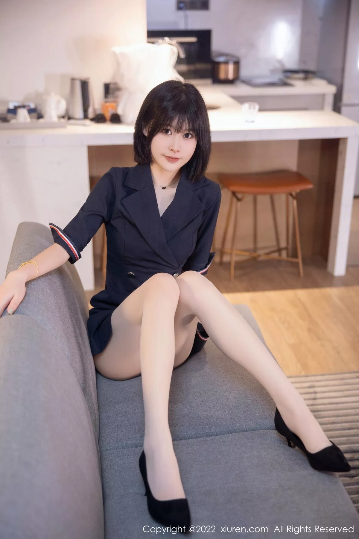 秀人集.com_[XiuRen秀人网]No.5329_模特77qiqi私房半脱露性感蓝色蕾丝内衣配超薄肉丝完美诱惑写真98P