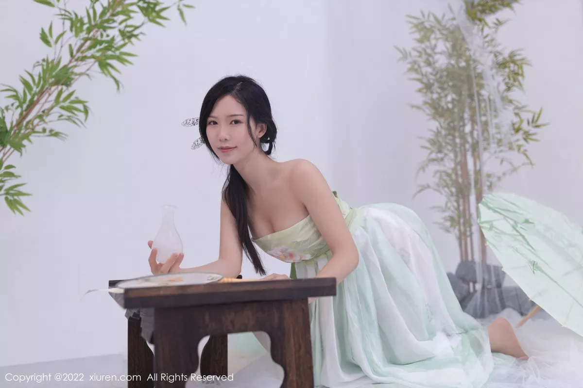 秀人集.com_[XiuRen秀人网]No.5345_模特利世私房性感淡绿色轻透古装服饰透视秀火辣身材诱惑写真72P