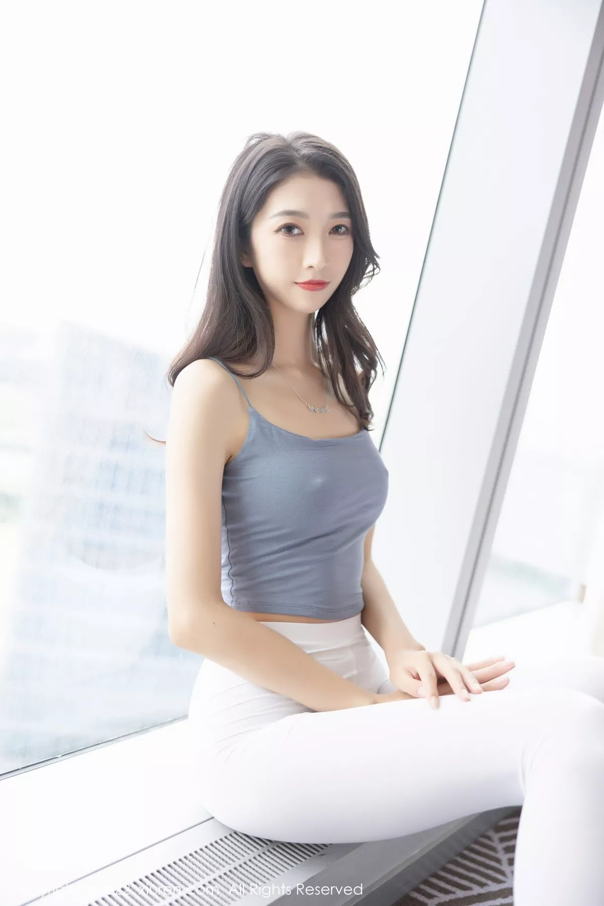 秀人集.com_[XiuRen秀人网]No.5351_模特林乐一性感蓝色收身衣配轻透白色长裤秀苗条身材诱惑写真76P