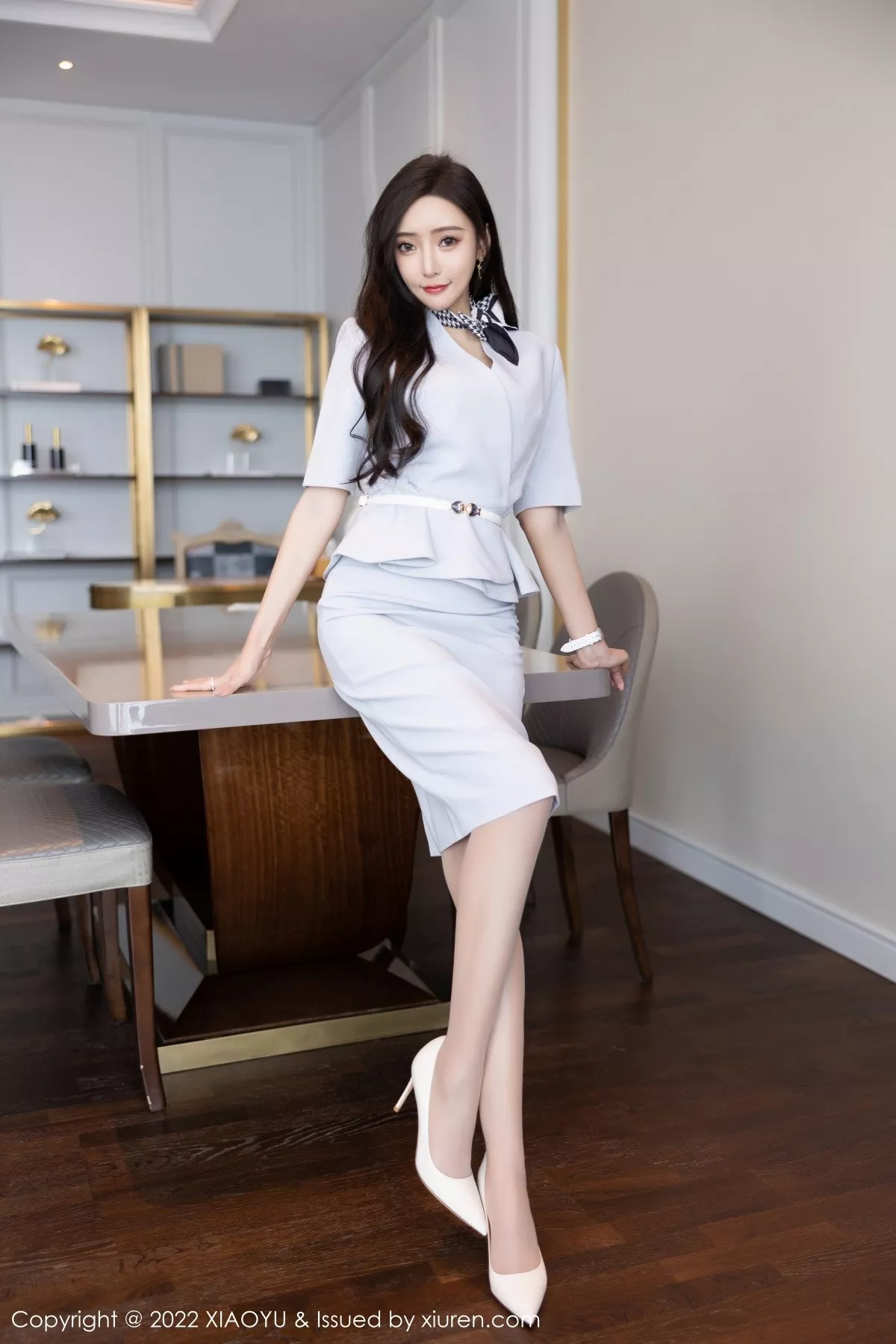 秀人集.com_[XiaoYu画语界]Vol.830_女神王馨瑶yanni时尚丽人装半脱露蕾丝内衣配超薄肉丝诱惑写真91P