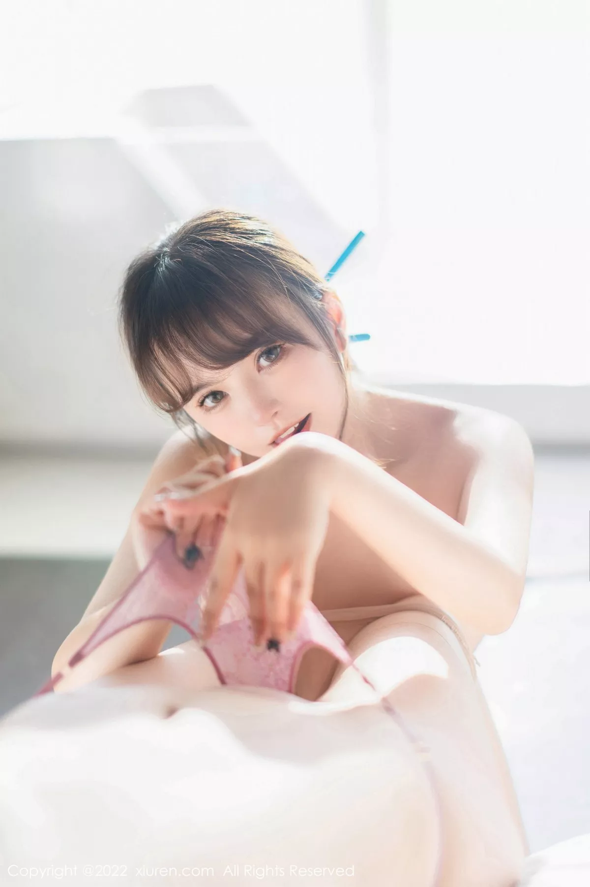 秀人集.com_[XiuRen秀人网]No.5462_模特张思允Nice＆是小逗逗都市丽人装扮私房半脱撩人诱惑写真80P