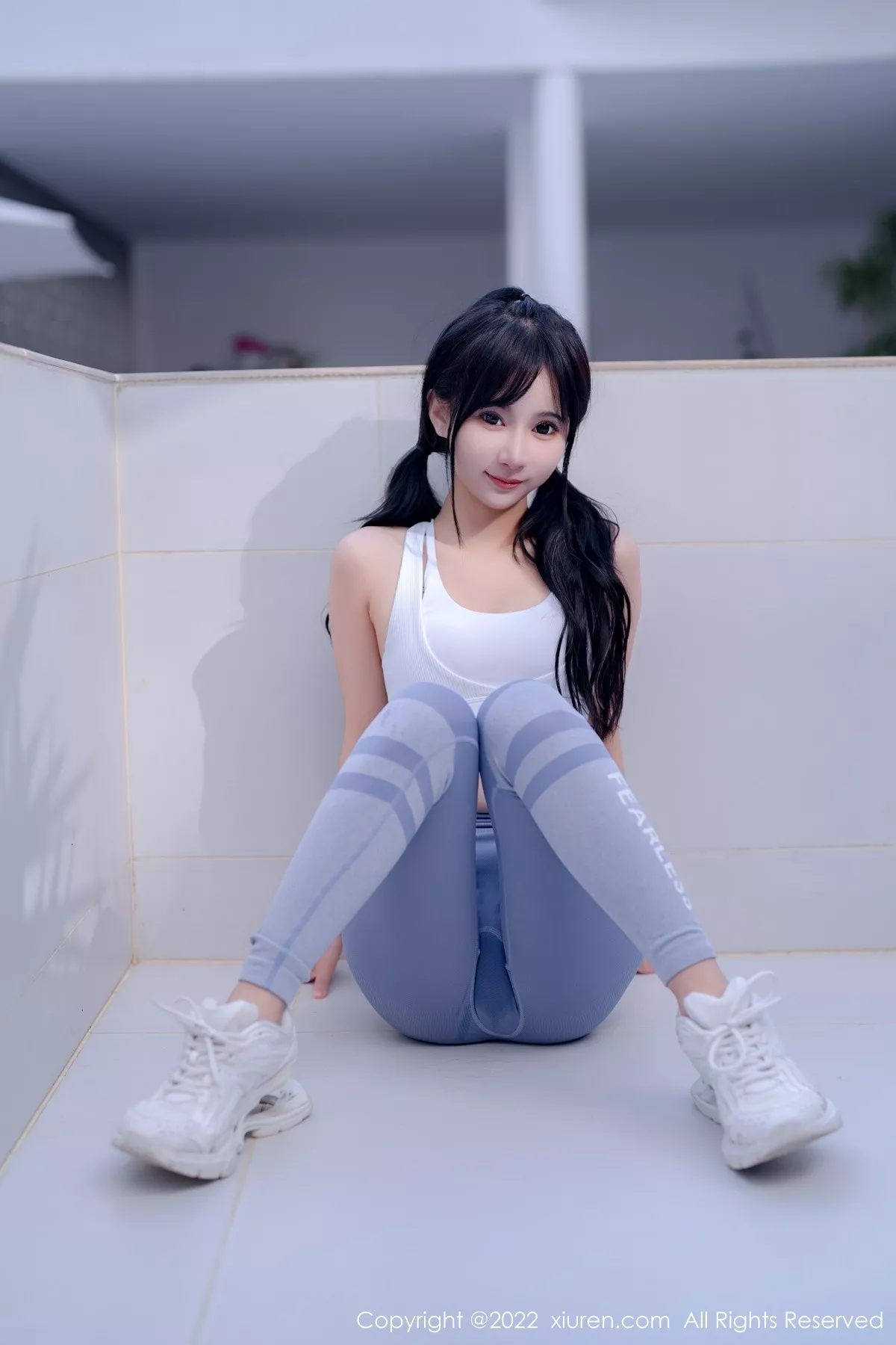 秀人集.com_[XiuRen秀人网]No.5463_女神小果冻儿大理旅拍私房性感运动服紧身秀完美身材诱惑写真55P