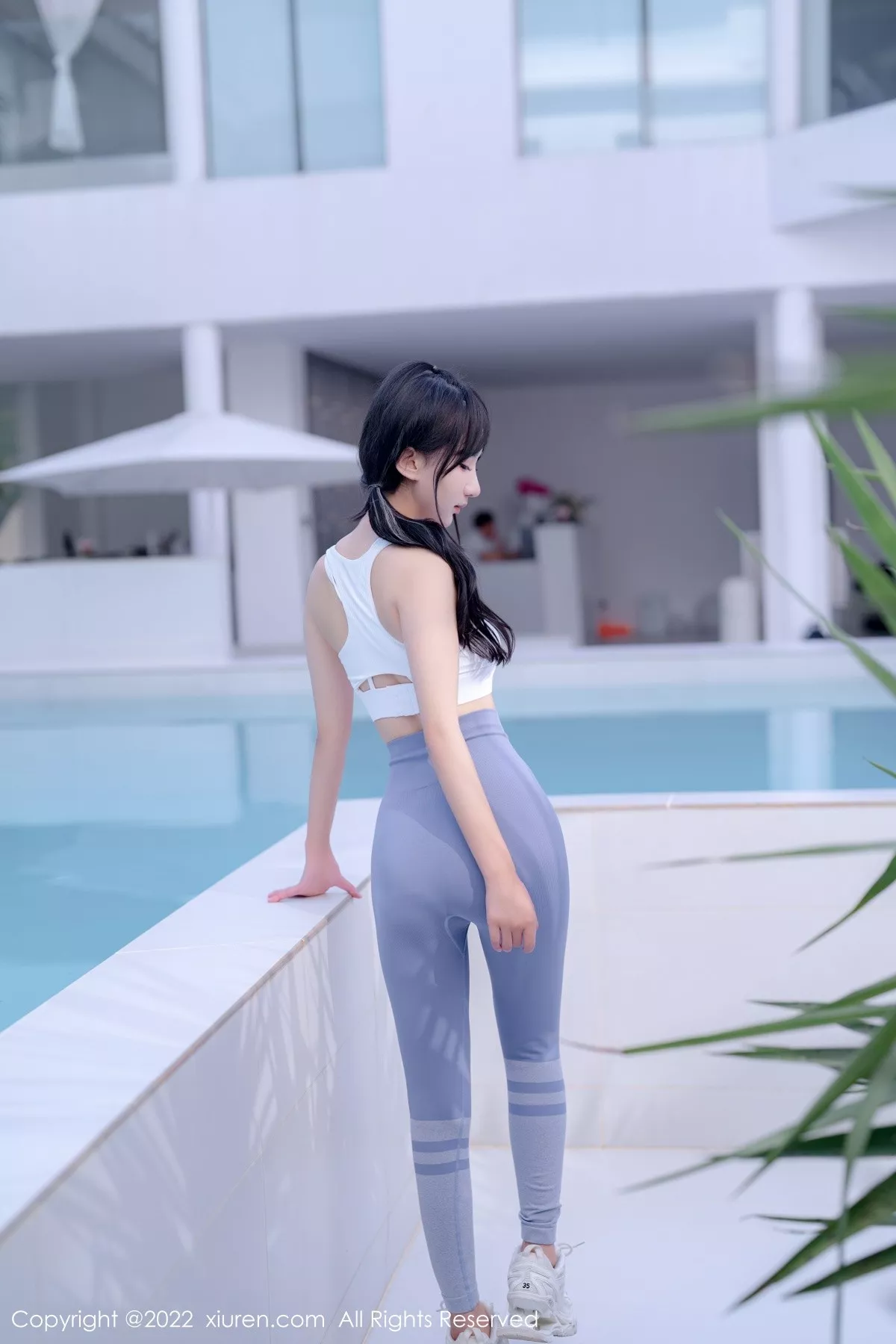 秀人集.com_[XiuRen秀人网]No.5463_女神小果冻儿大理旅拍私房性感运动服紧身秀完美身材诱惑写真55P