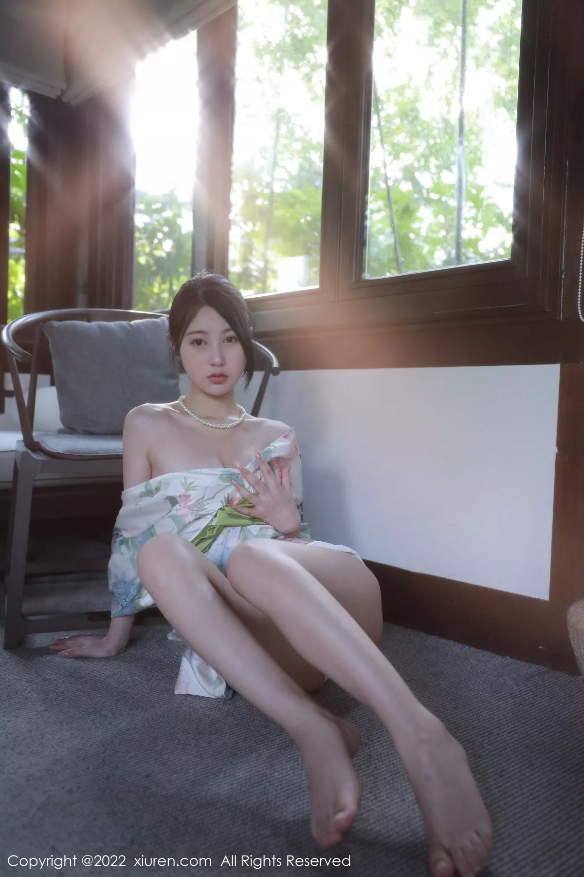 秀人集.com_[XiuRen秀人网]No.5514_模特谢晚晚性感白色带花纹长裙配原色丝袜秀完美身材诱惑写真111P