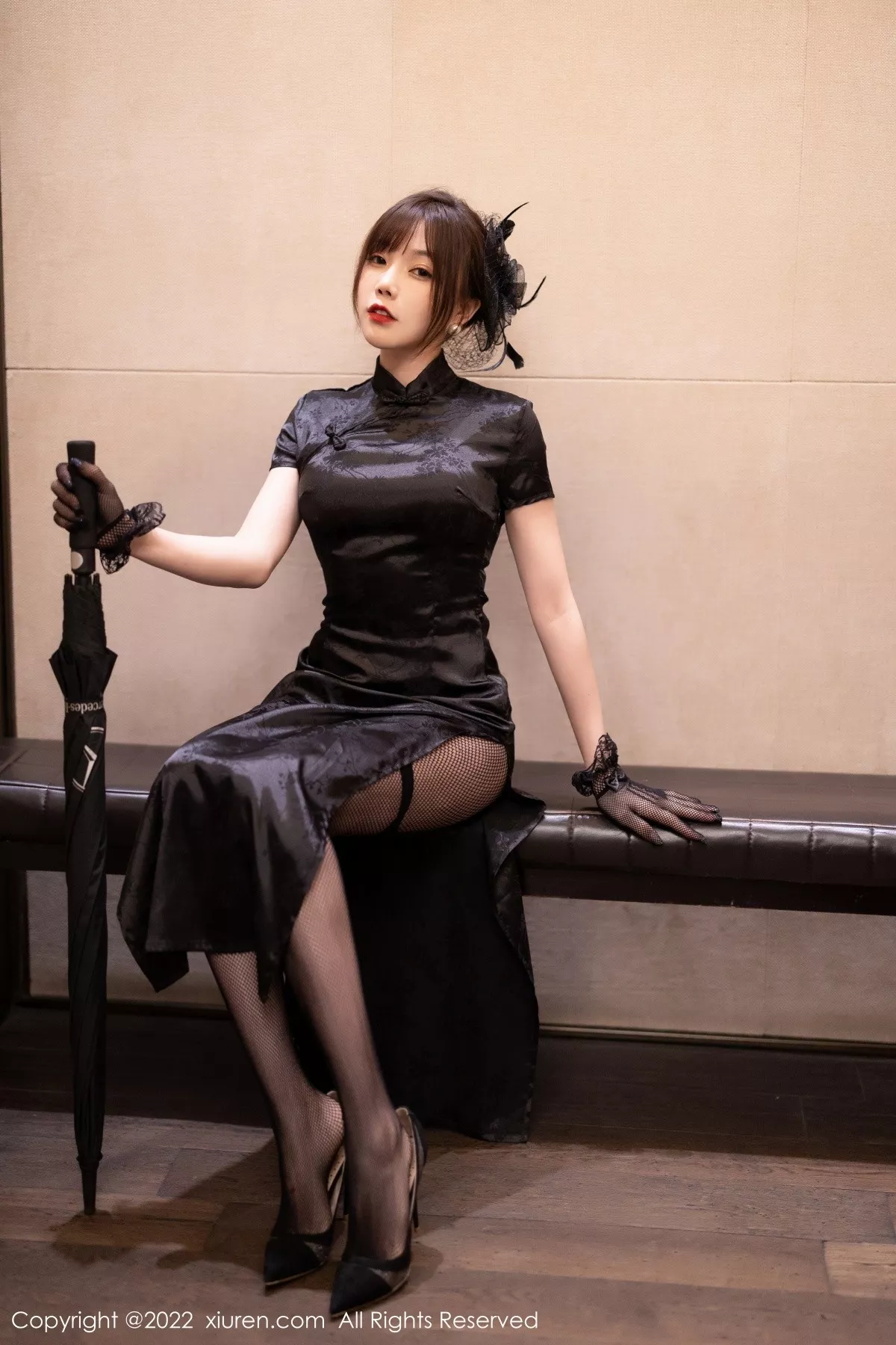 秀人集.com_[XiuRen秀人网]No.5532_女神徐莉芝Booty私房脱性感黑色旗袍露轻透蕾丝内衣诱惑写真79P