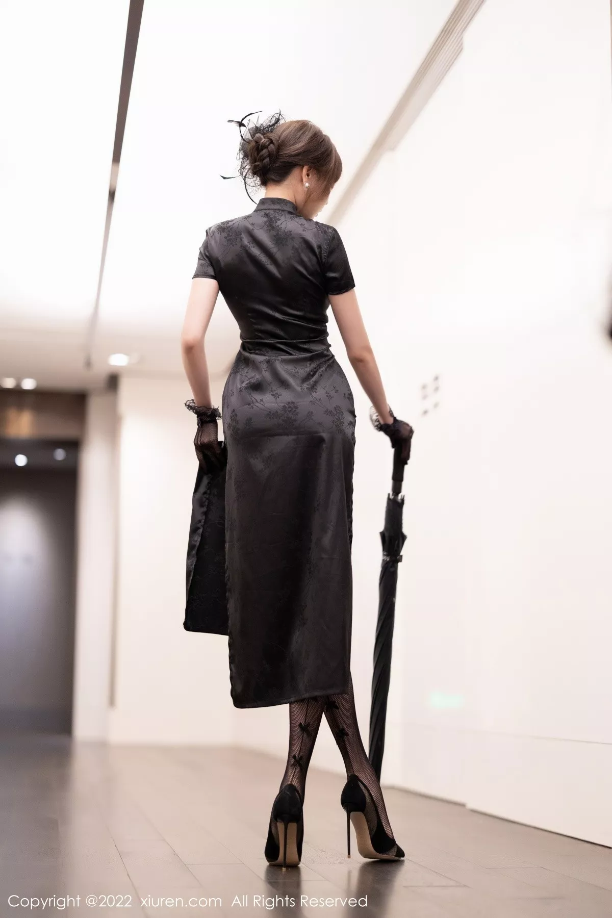 秀人集.com_[XiuRen秀人网]No.5532_女神徐莉芝Booty私房脱性感黑色旗袍露轻透蕾丝内衣诱惑写真79P