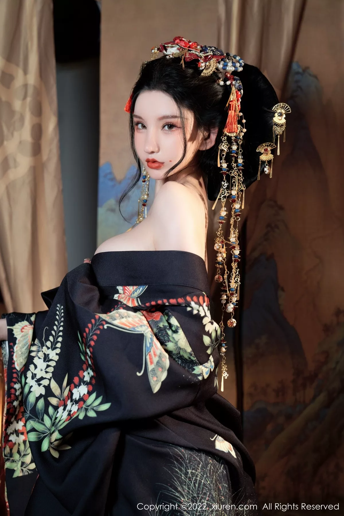 秀人集.com_[XiuRen秀人网]No.5537_女神周于希Sally宽衣解带主题日系风脱和服露翘臀美腿诱惑写真80P