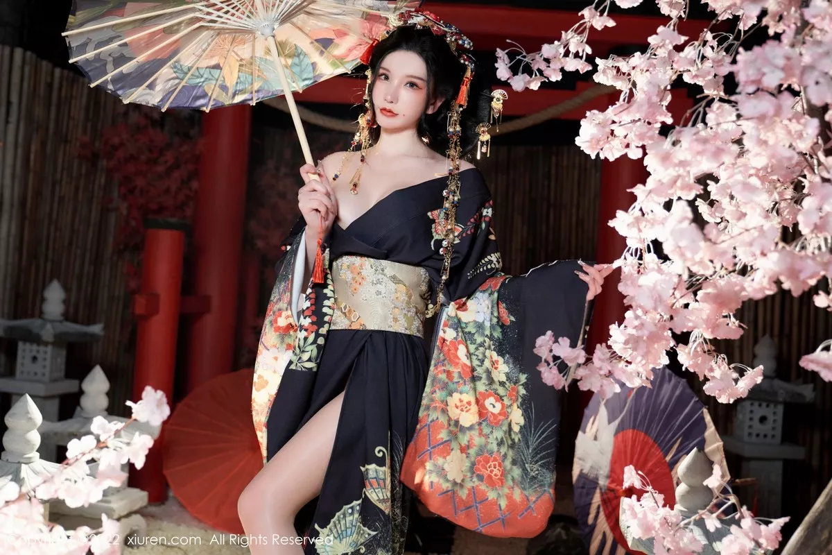 秀人集.com_[XiuRen秀人网]No.5537_女神周于希Sally宽衣解带主题日系风脱和服露翘臀美腿诱惑写真80P