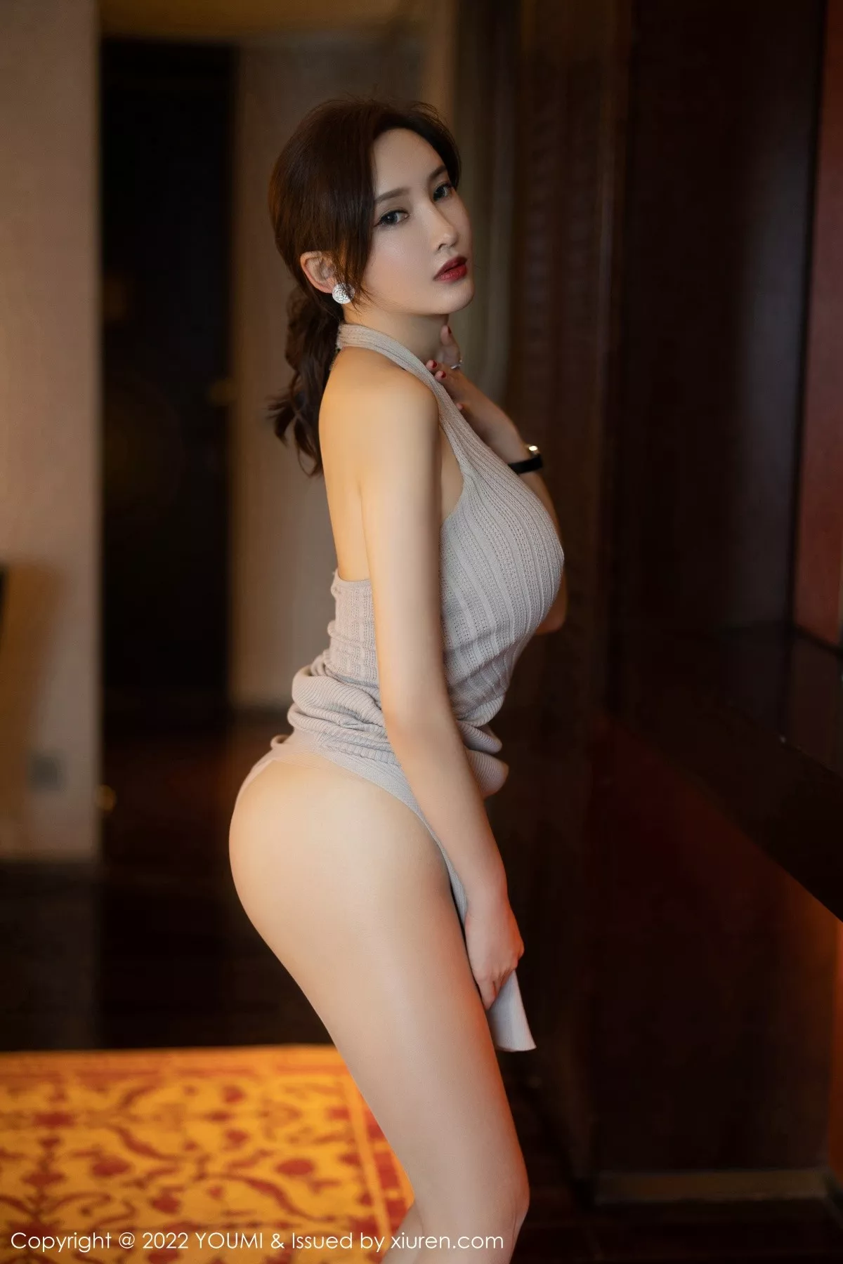 秀人集.com_[YouMi尤蜜荟]Vol.838_女神奶瓶土肥圆性感针织连衣长裙配超薄无内肉丝惹火诱惑写真89P