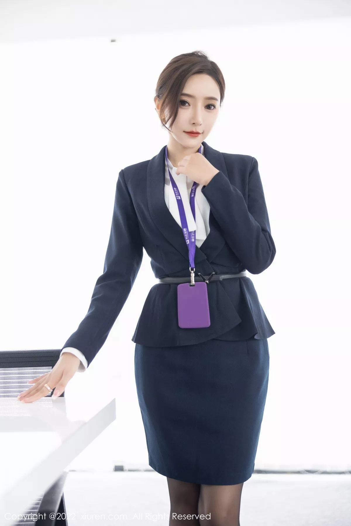 秀人集.com_[XiuRen秀人网]No.5563_女神王馨瑶yanni脱OL职业装露性感灰色内衣配超薄黑丝诱惑写真80P