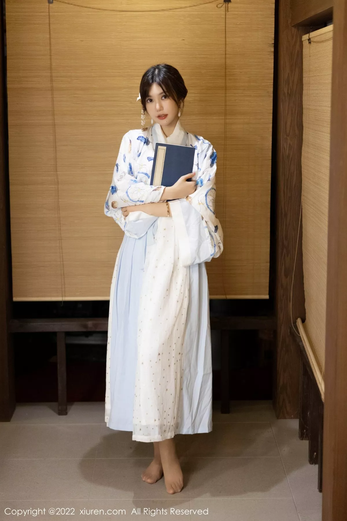 秀人集.com_[XiuRen秀人网]No.5569_女神绮里嘉ula私房日式风性感和服配超薄无内肉丝极致诱惑写真75P