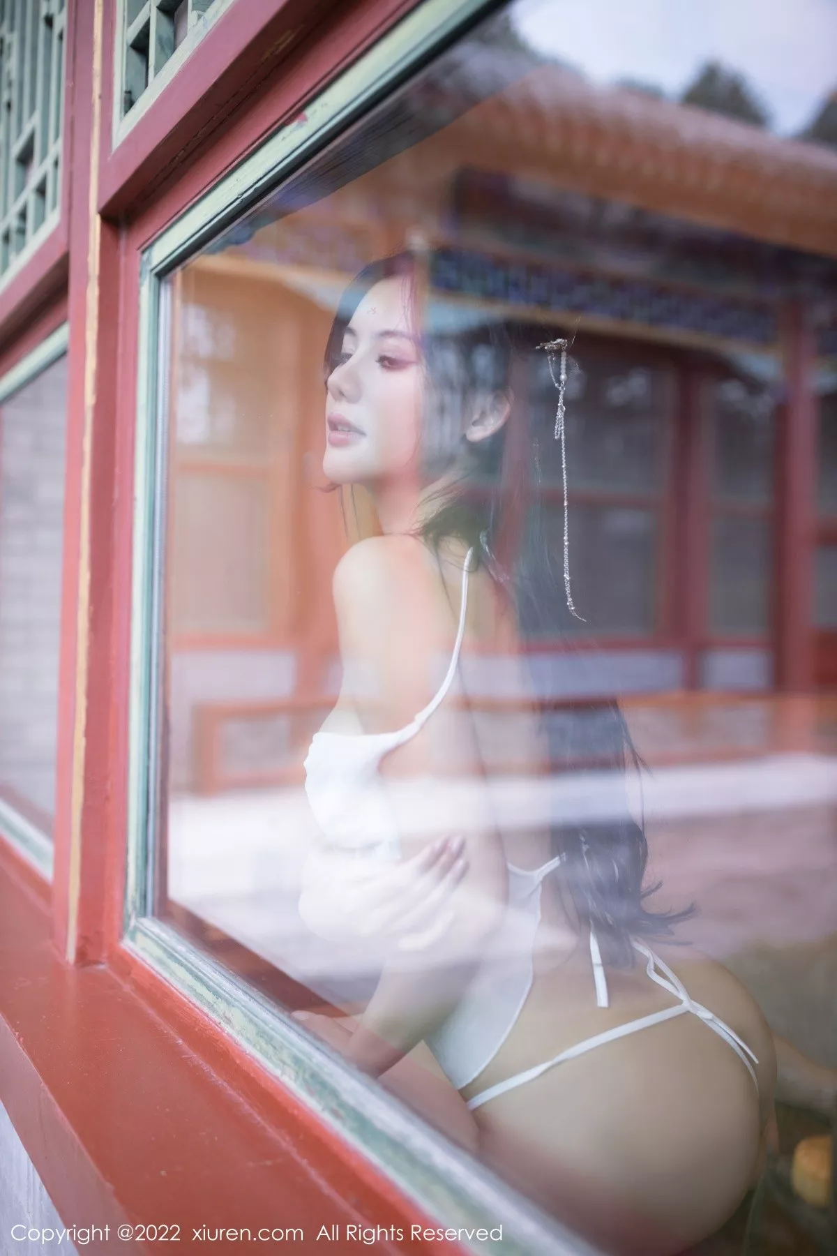 秀人集.com_[XiuRen秀人网]No.5573_模特就是阿朱啊嫦娥装扮中秋主题白色服饰秀曼妙身姿诱惑写真85P