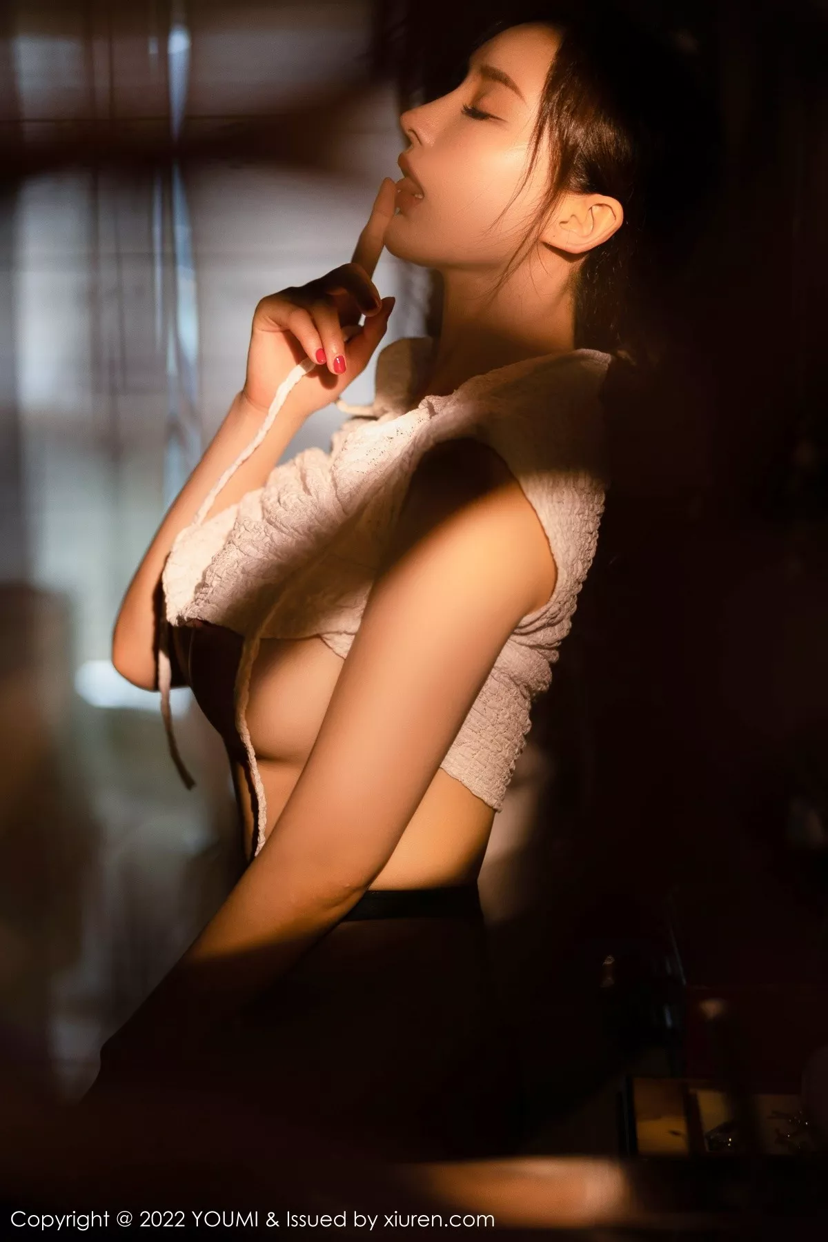 秀人集.com_[YouMi尤蜜荟]Vol.844_女神奶瓶土肥圆性感白色旗袍配超薄黑丝秀丰满身材极致诱惑写真72P