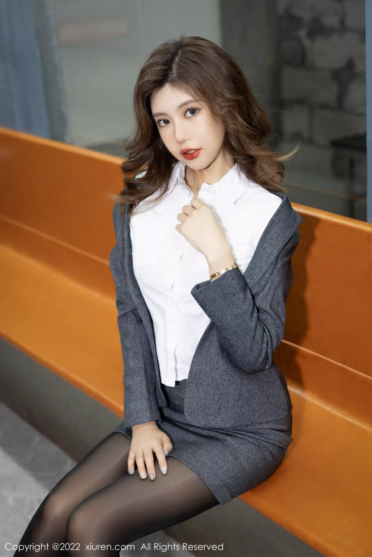 秀人集.com_[XiuRen秀人网]No.5600_女神绮里嘉ula脱职业装露性感黑色蕾丝内衣配超薄黑丝诱惑写真77P