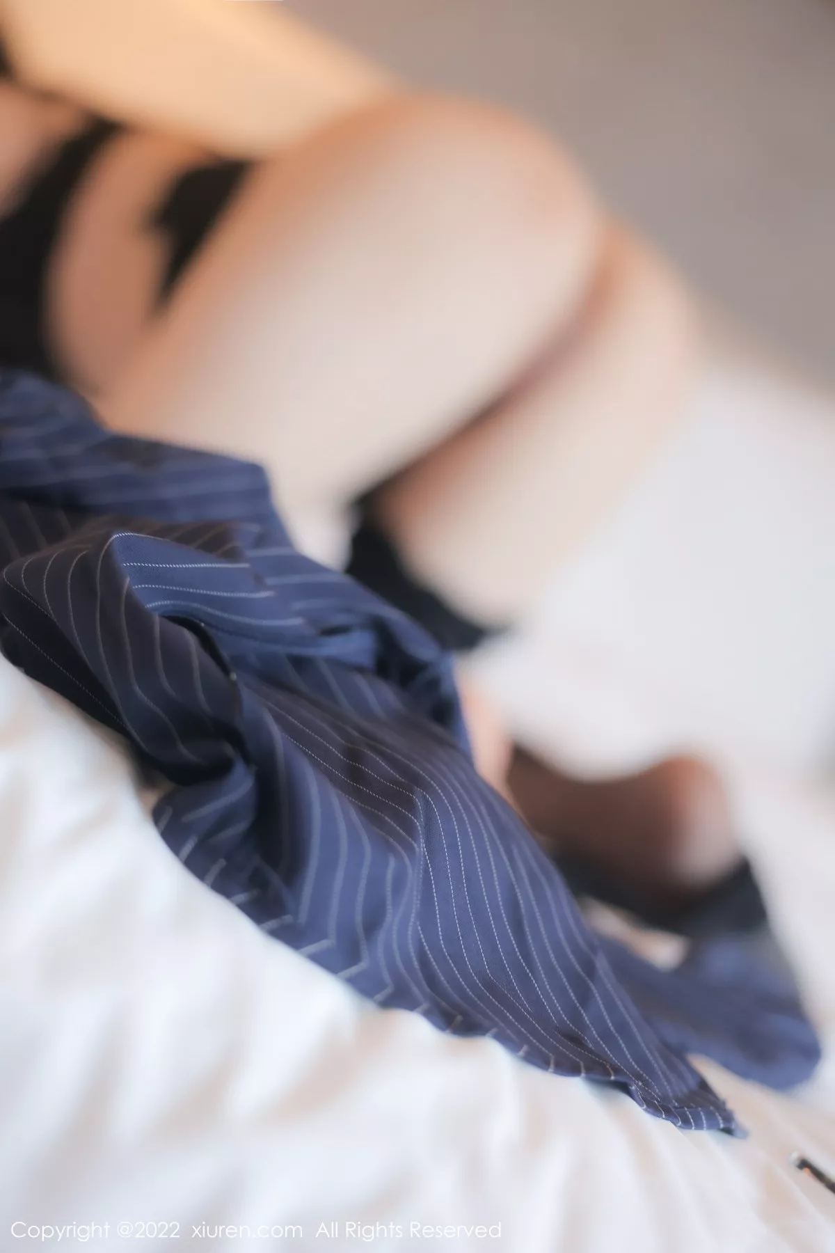 秀人集.com_[XiuRen秀人网]No.5604_新人模特卡卡酱职业服OL装扮性感黑色内衣秀丰满身材诱惑写真85P