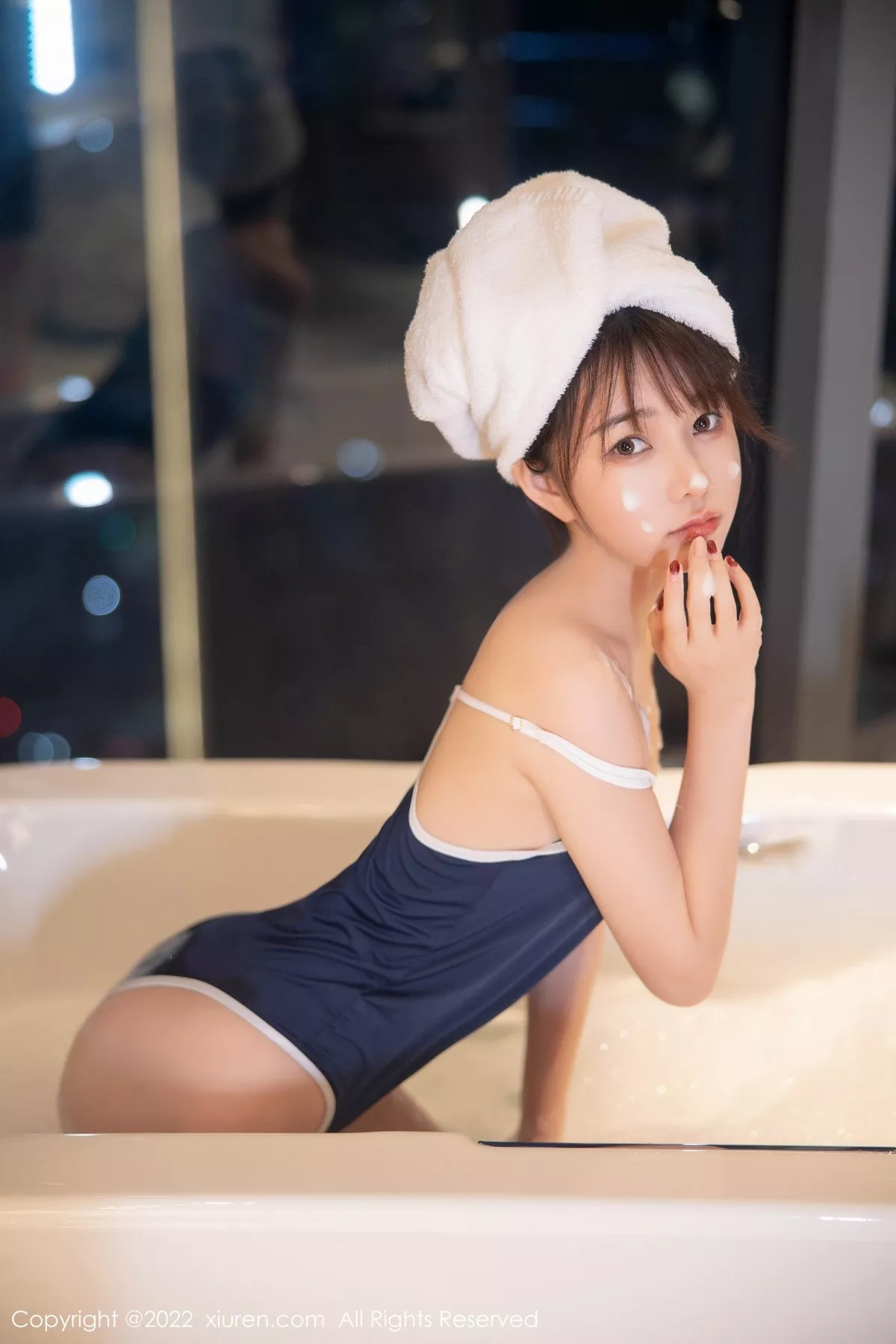 秀人集.com_[XiuRen秀人网]No.5477_模特婠婠么私房浴缸性感深蓝色比基尼湿身泡泡浴撩人诱惑写真76P