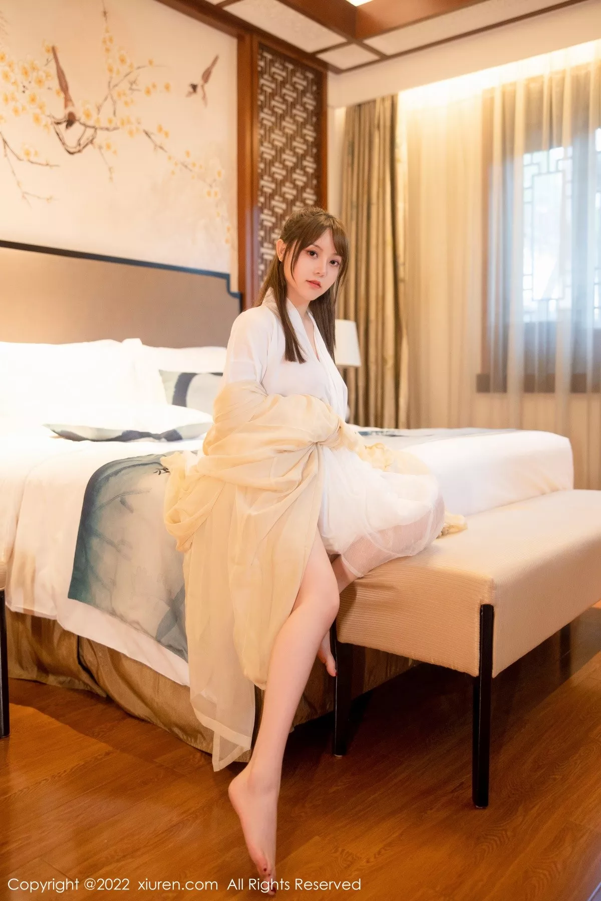 秀人集.com_[XiuRen秀人网]No.5653_模特豆瓣酱私房性感白色古装服饰半脱露白嫩豪乳惹火诱惑写真77P