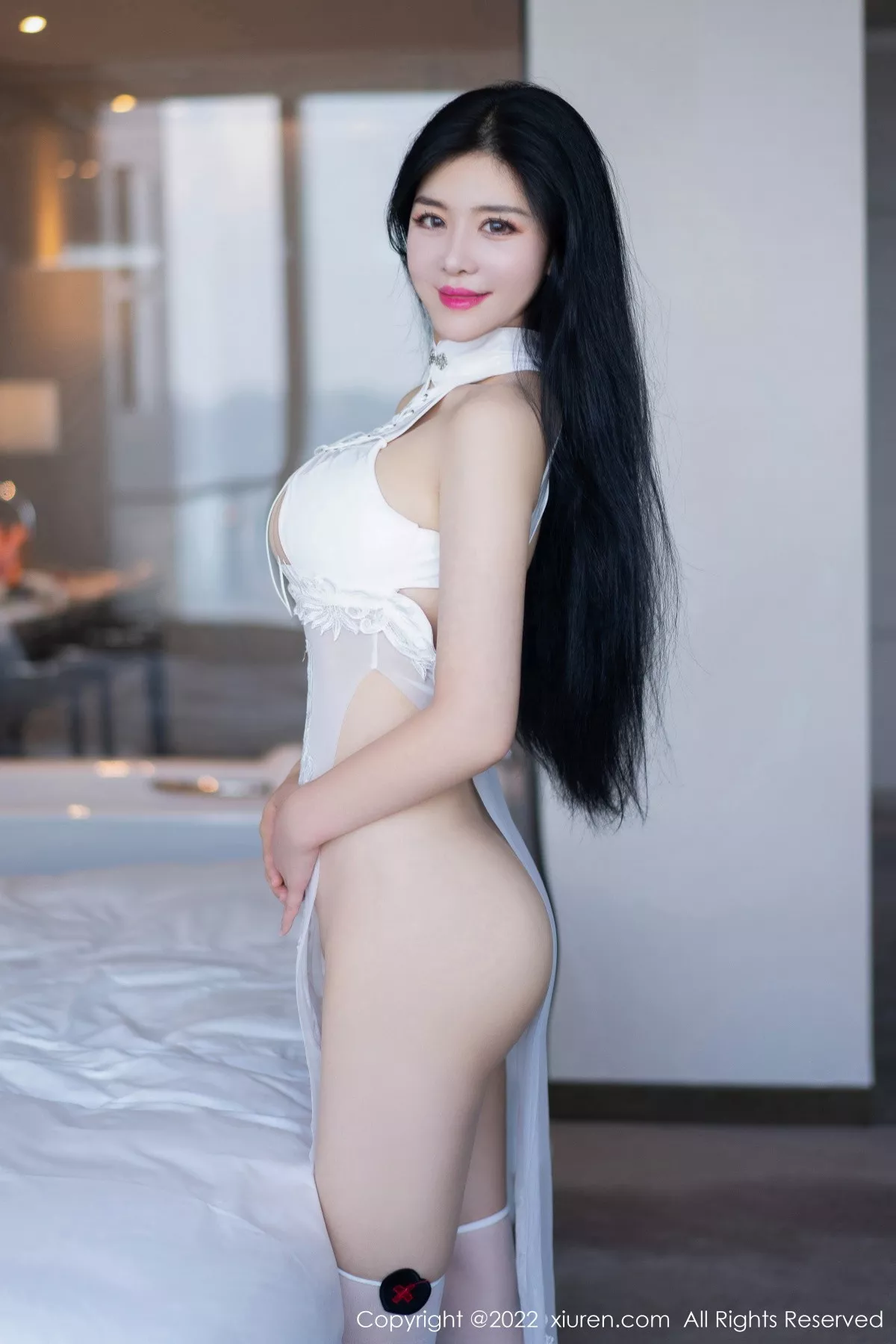 秀人集.com_[XiuRen秀人网]No.5665_女神刘钰儿性感白色轻透服饰配白丝袜露丰满身材惹火诱惑写真66P