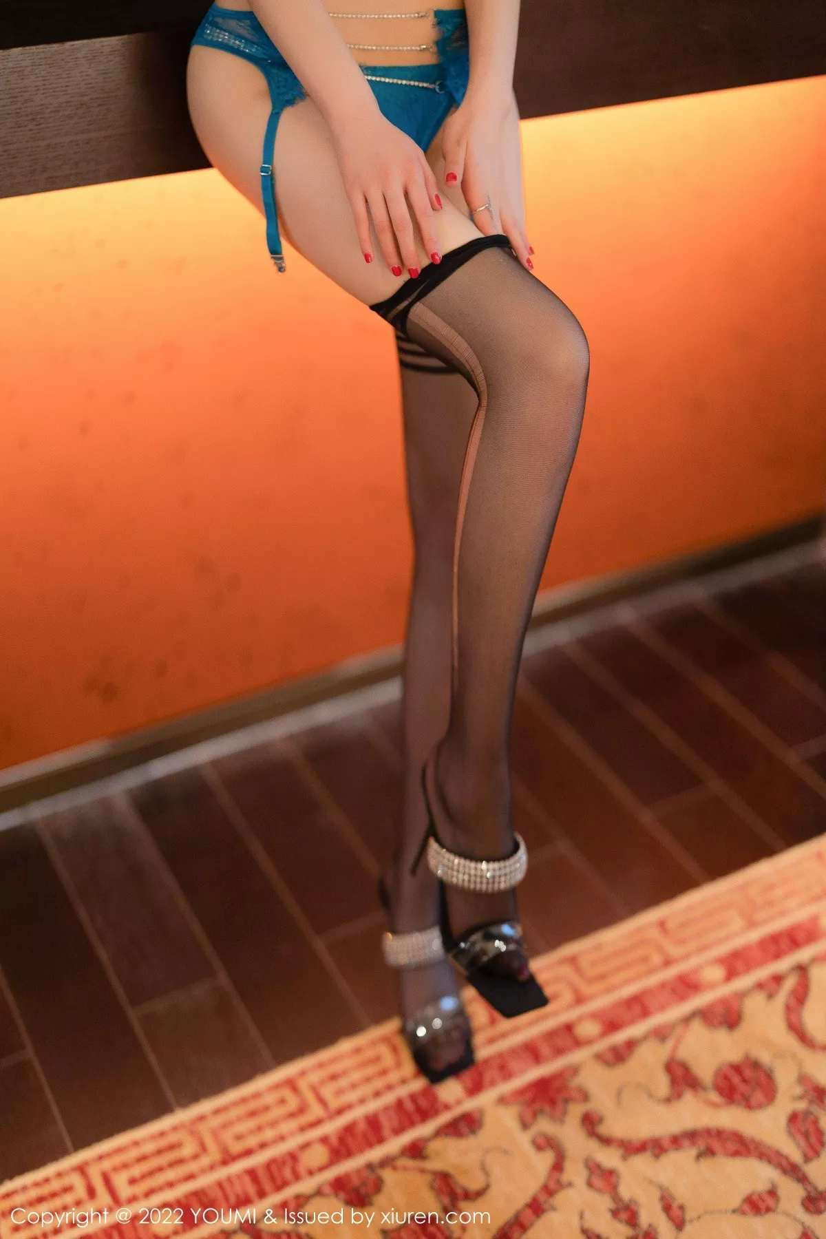 秀人集.com_[YouMi尤蜜荟]Vol.848_女神奶瓶土肥圆私房性感蓝色蕾丝内衣配黑丝吊袜完美诱惑写真76P