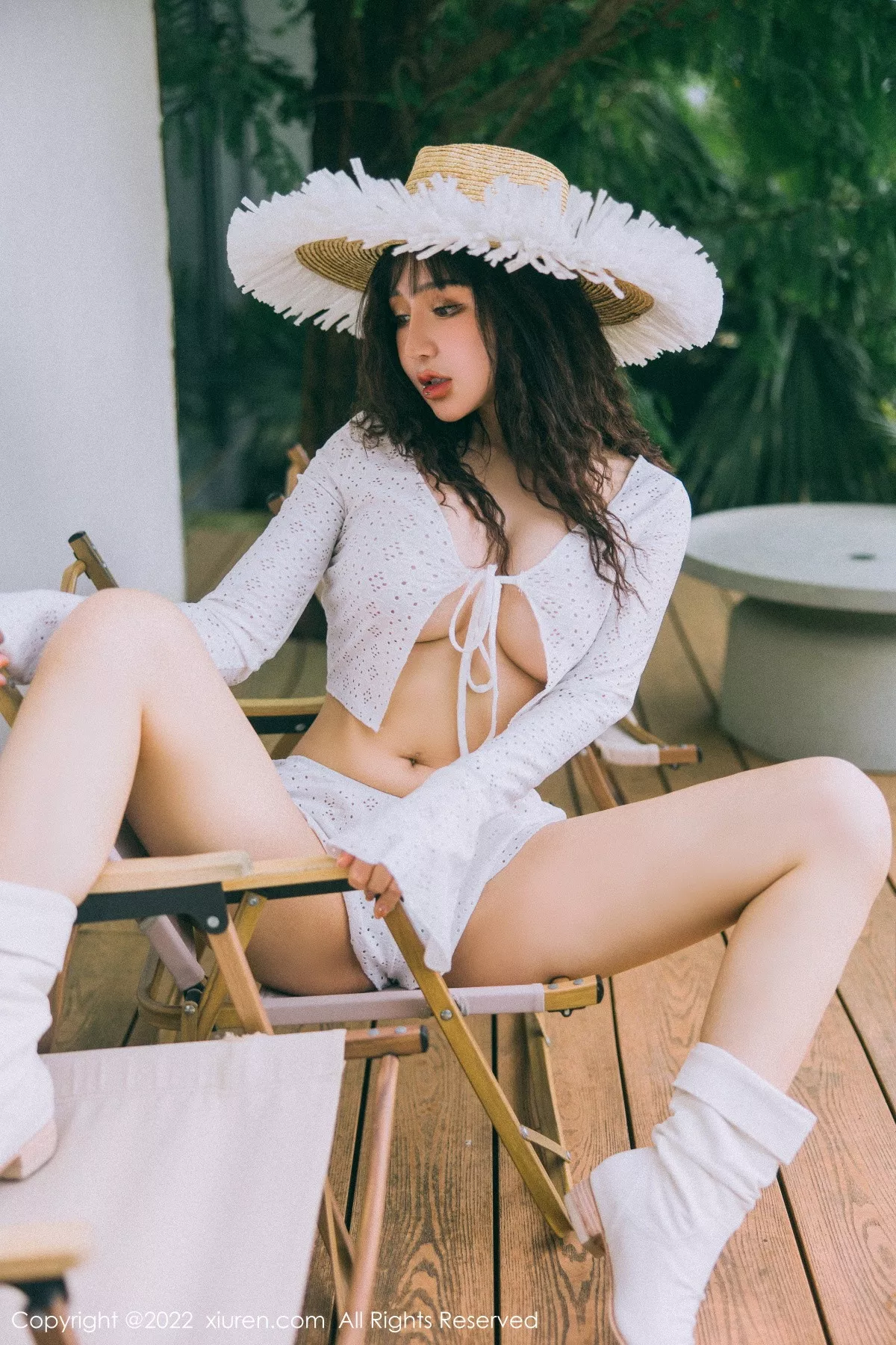 秀人集.com_[XiuRen秀人网]No.5683_模特文静儿户外性感白色缕空服饰秀魔鬼身材浑圆翘臀诱惑写真84P