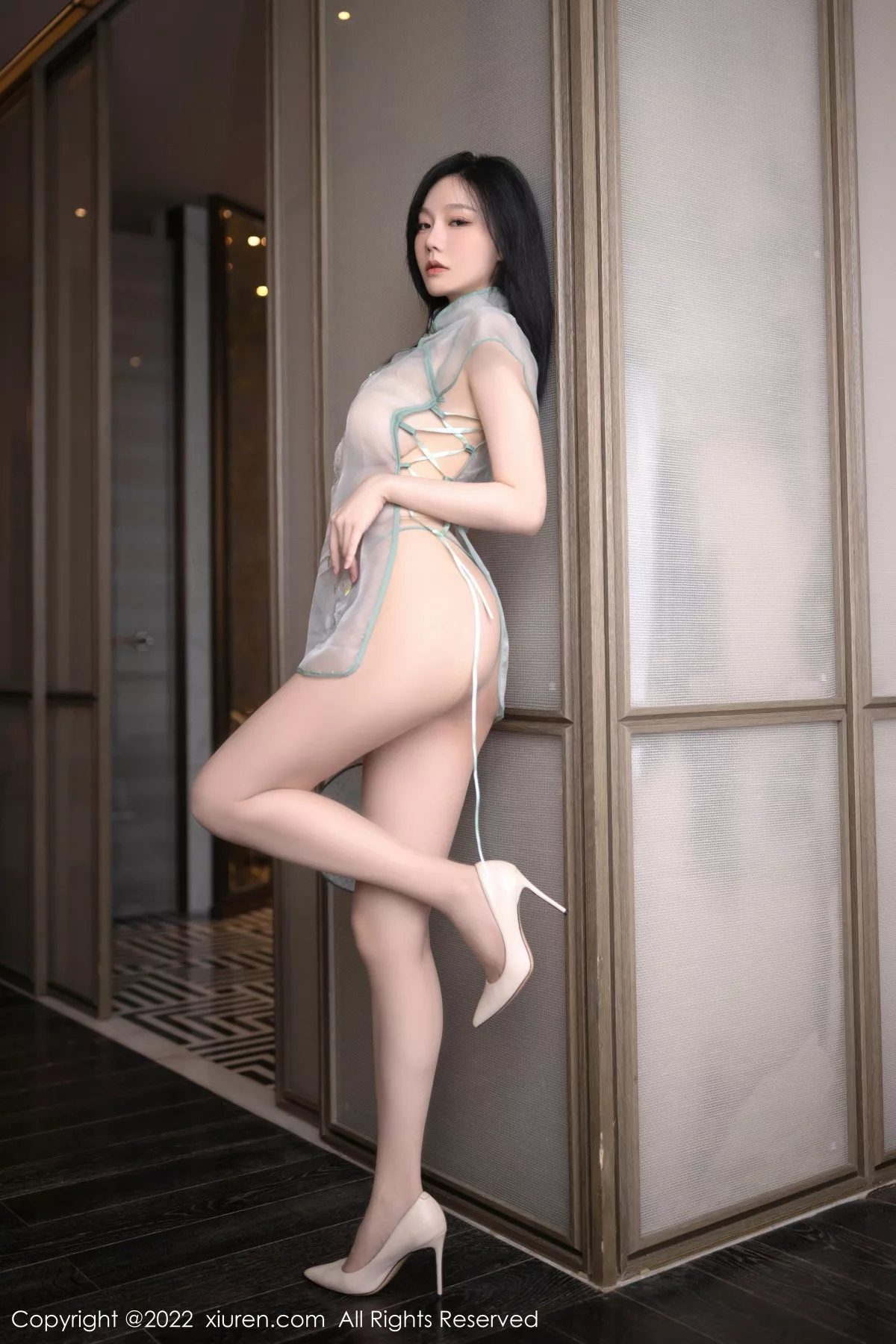 秀人集.com_[XiuRen秀人网]No.5689_模特安然anran北京旅拍性感浅色古装服透视秀惹火身材诱惑写真79P