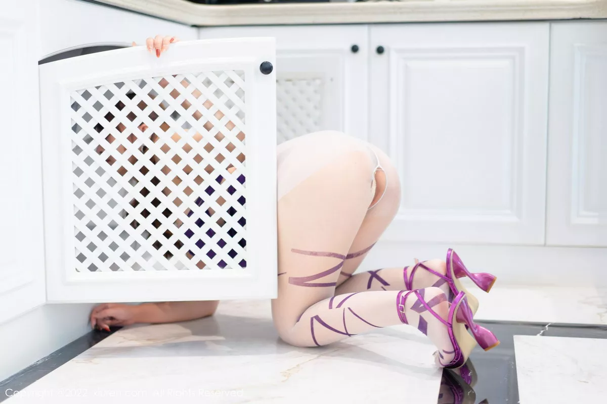 秀人集.com_[XiuRen秀人网]No.5698_模特张思允Nice紫色吊带连衣裙配超薄白丝秀完美身材诱惑写真57P