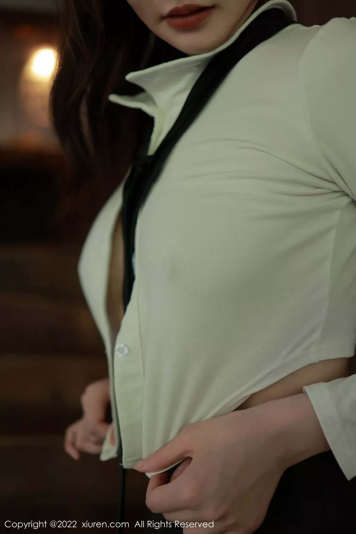 秀人集.com_[XiuRen秀人网]No.5703_模特古月小同学性感白T配短深灰裙露超薄黑丝秀美腿诱惑写真68P