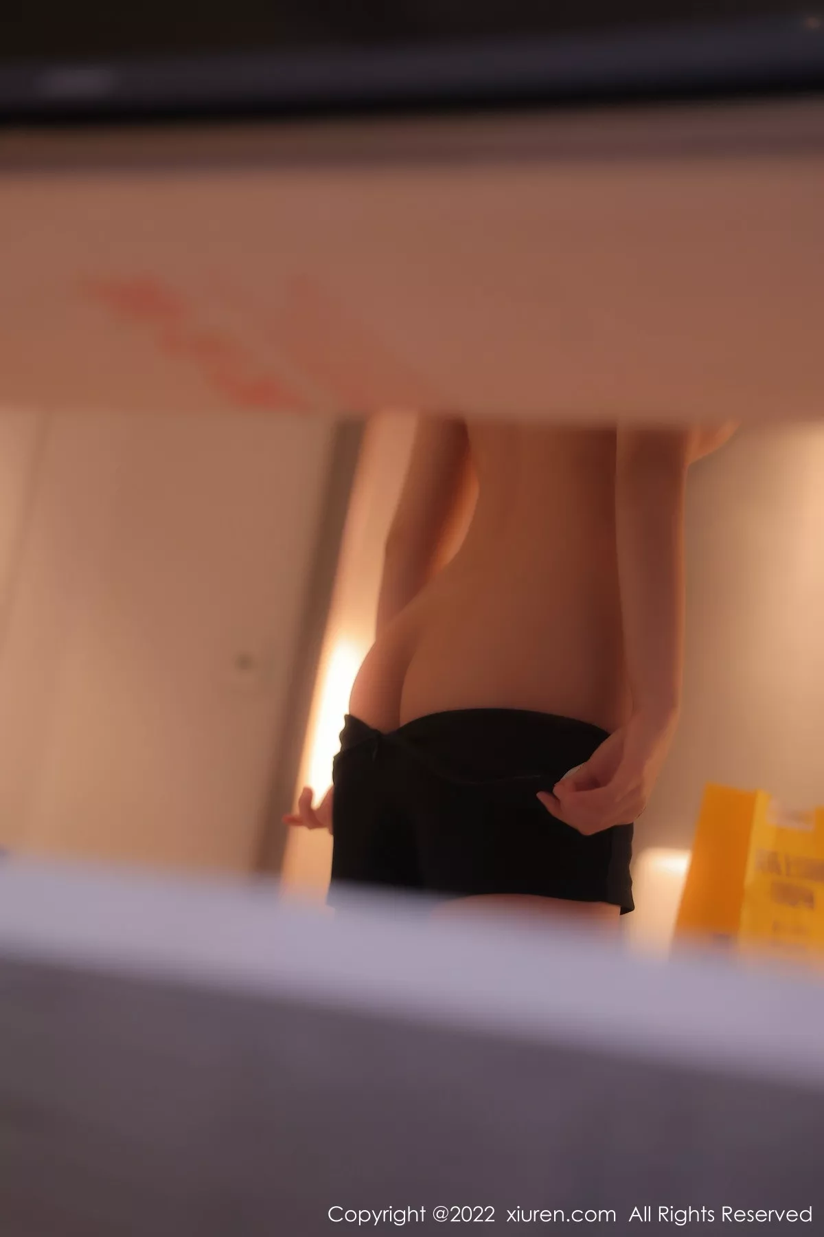 秀人集.com_[XiuRen秀人网]No.5702_新人模特美羊羊宾馆里性感白T配黑短裤露性感薄纱内衣诱惑写真88P