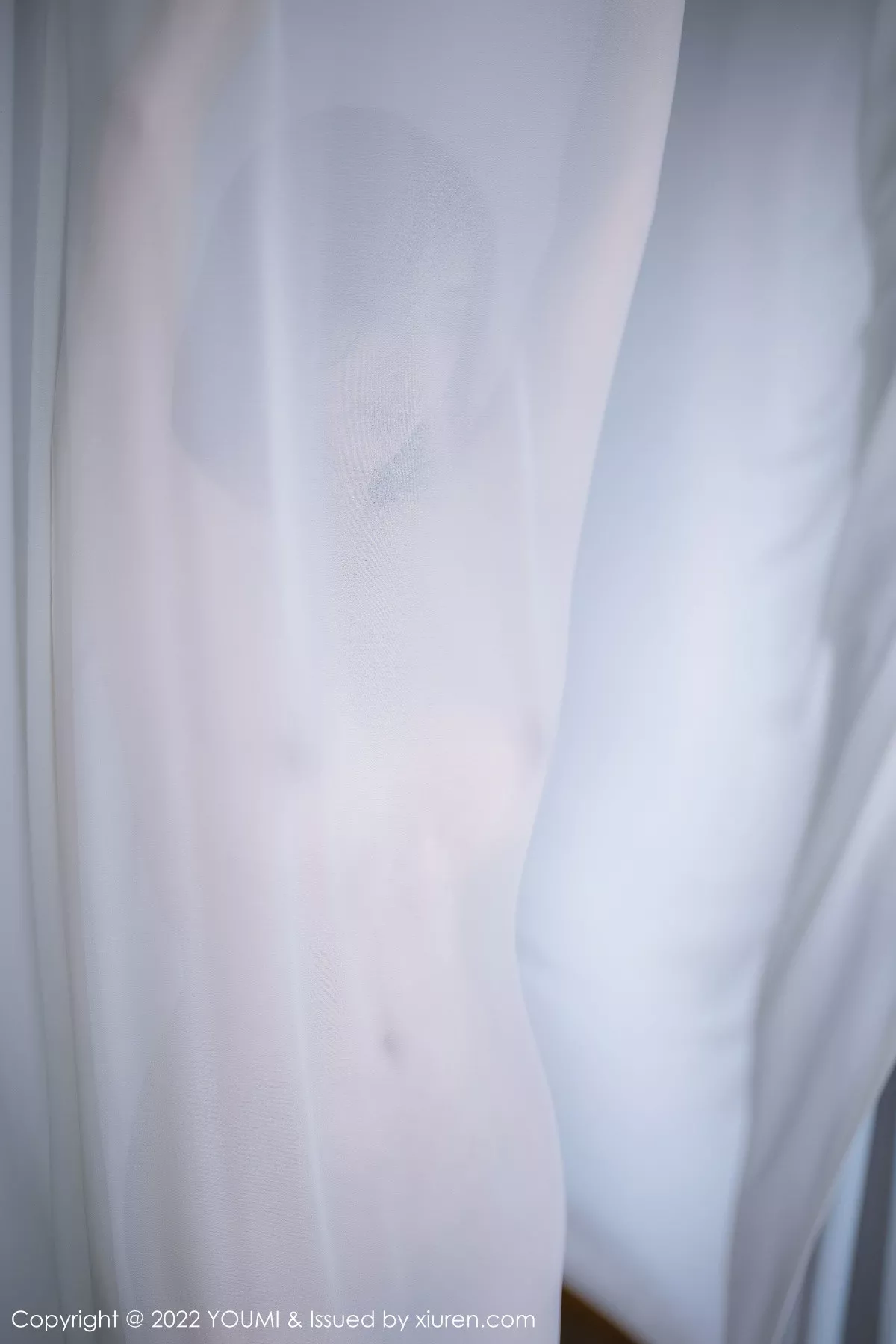 秀人集.com_[YouMi尤蜜荟]Vol.853_女神奶瓶土肥圆大理旅拍白色露肩连衣长裙秀翘臀美腿诱惑写真102P